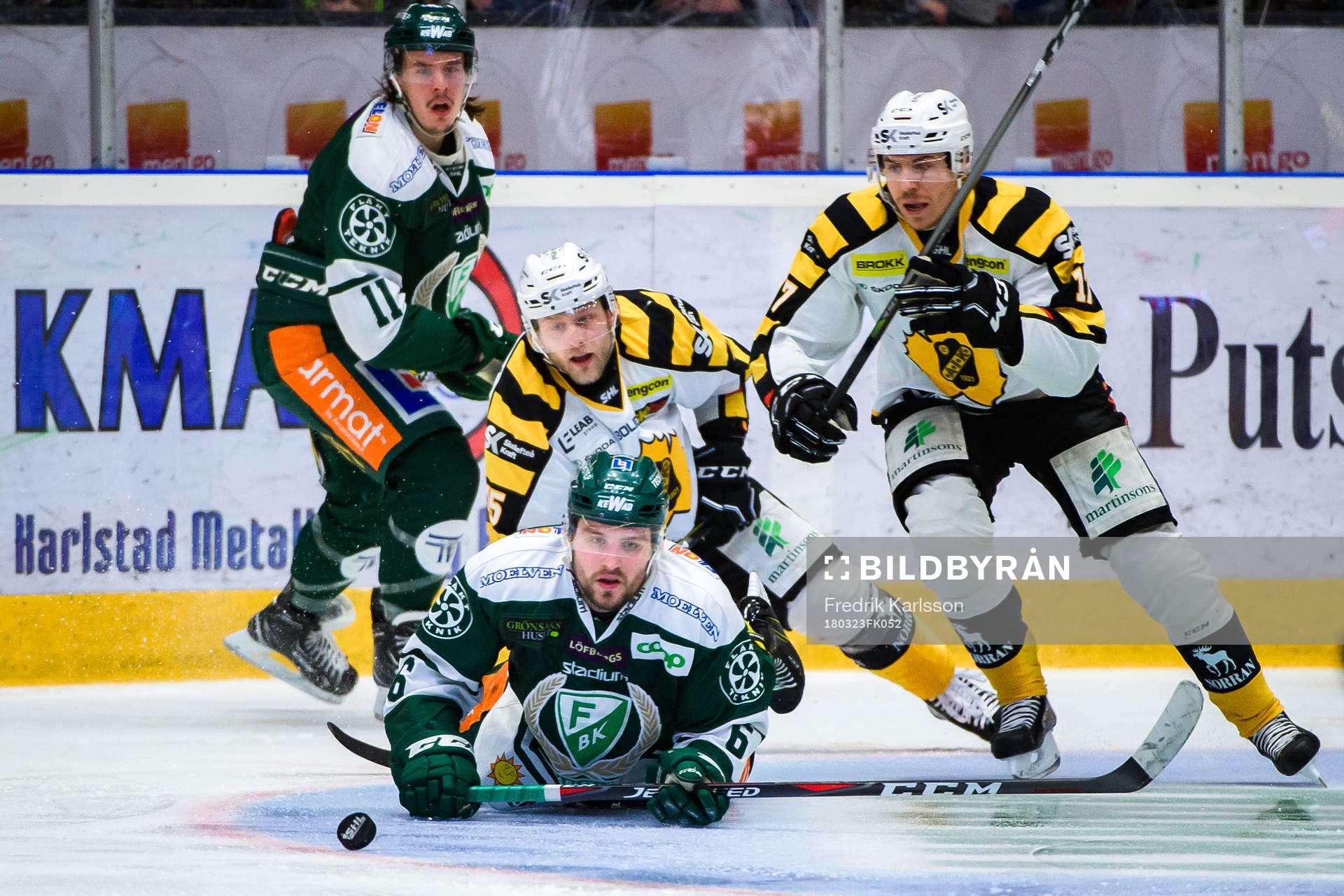 Färjestads Joakim Nygård och Mikael Wikstrand i en kamp