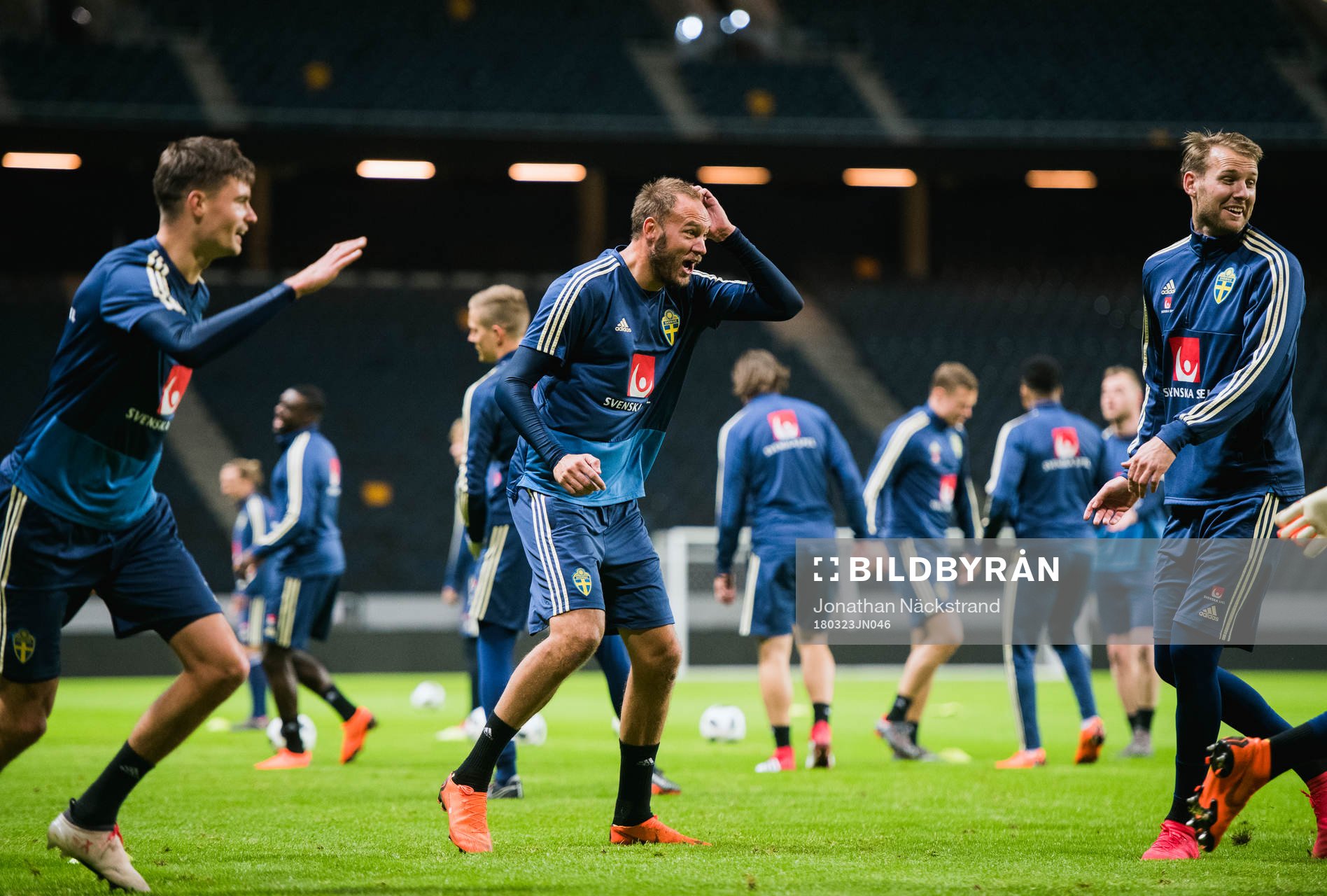 Sveriges Mikael Lustig, Andreas Granqvist och Ola Toivonen