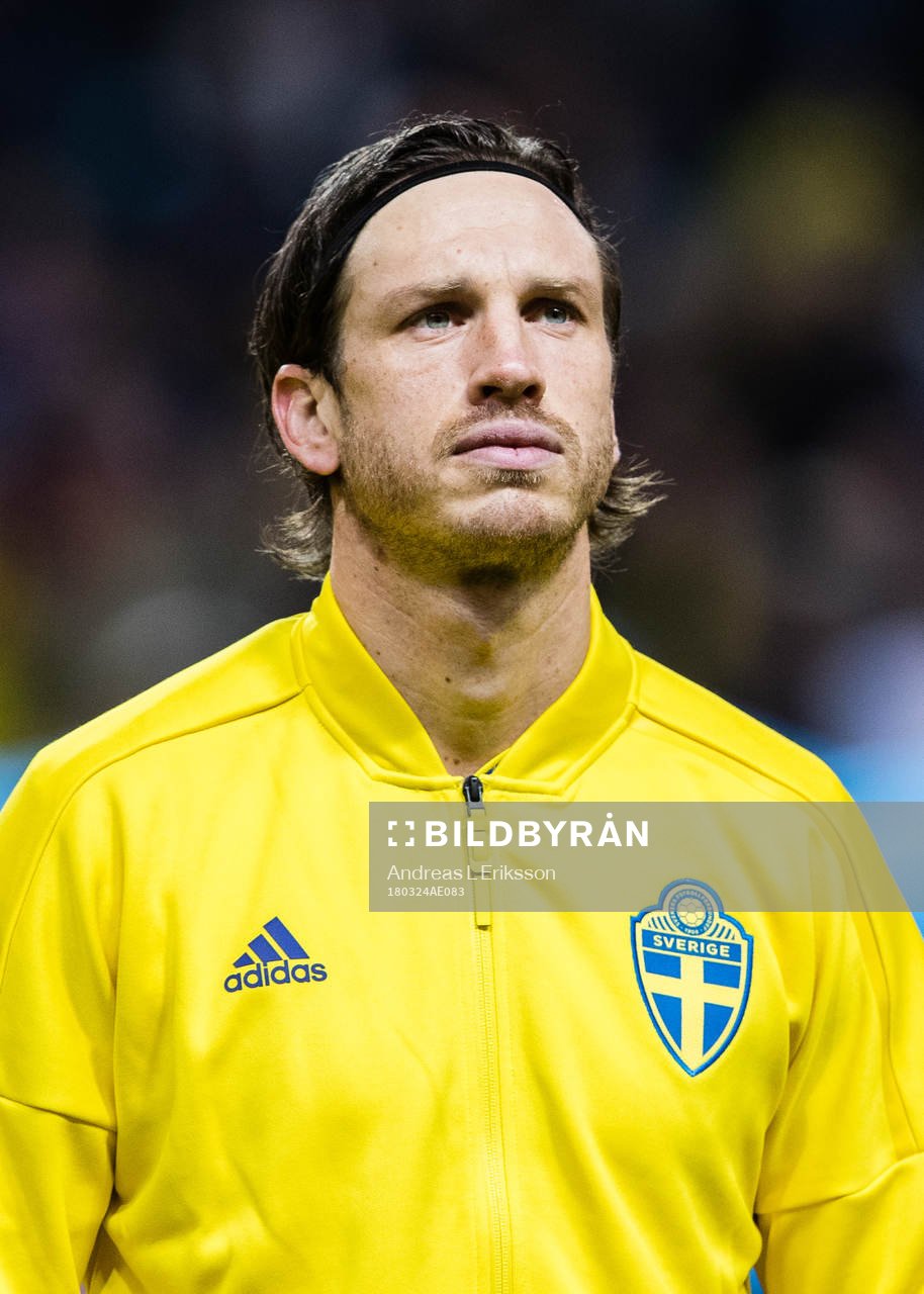 Sveriges Gustav Svensson innan träningslandskampen i