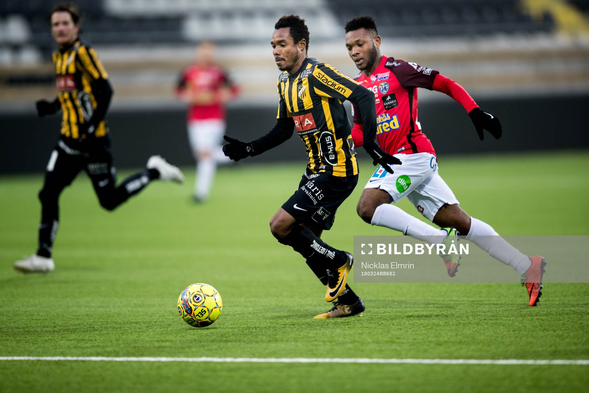 Häckens Nasiru Mohammed mot Falkenbergs Enock Kwakwa