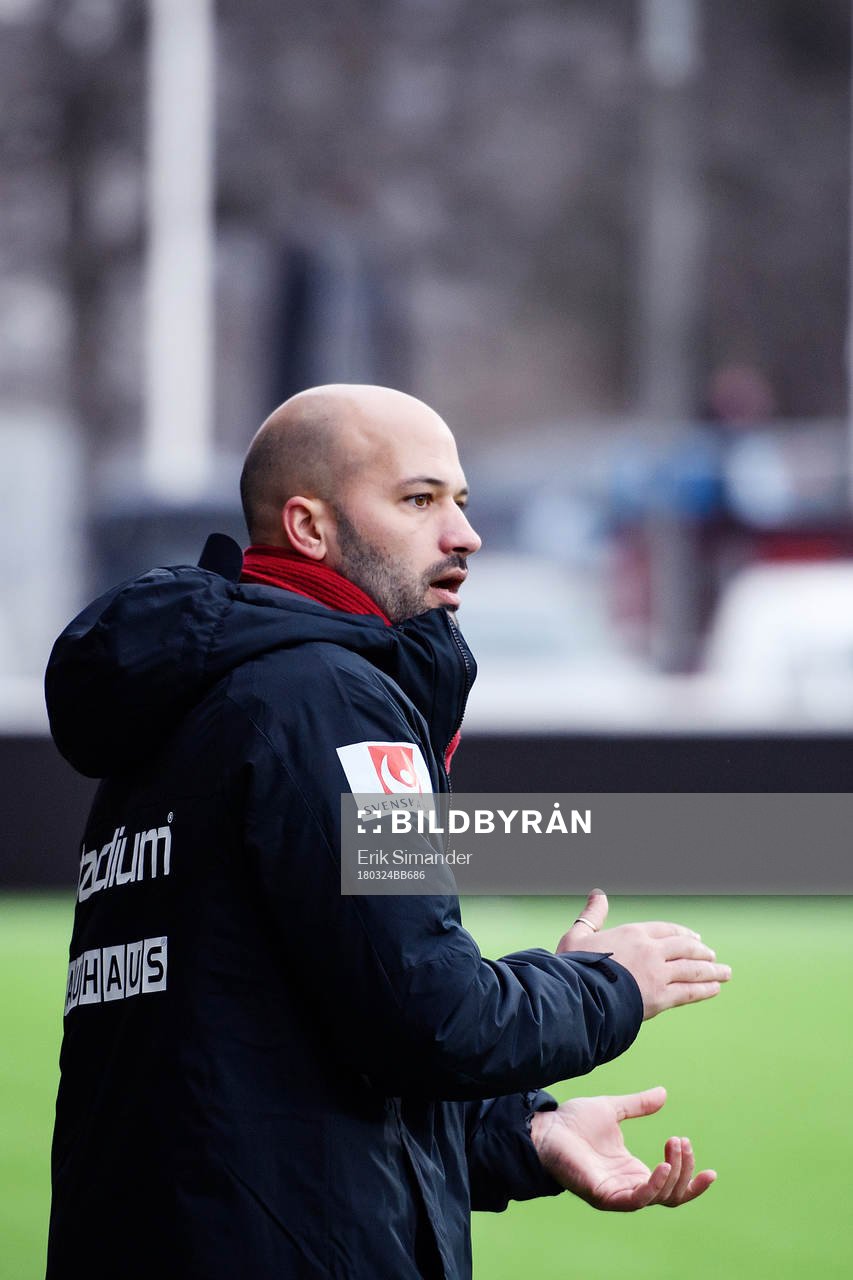 Brommapojkarnas tränare Luis Pimenta