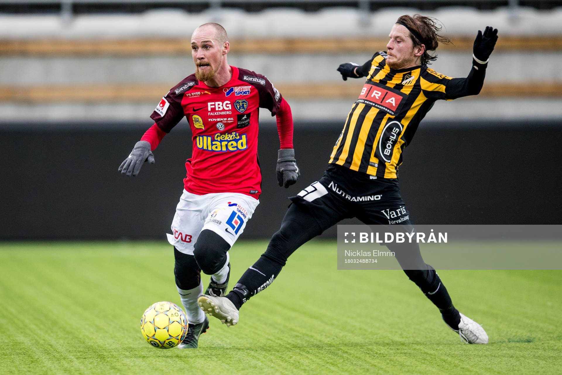 Falkenbergs Christoffer Carlsson mot Häckens Erik Friberg