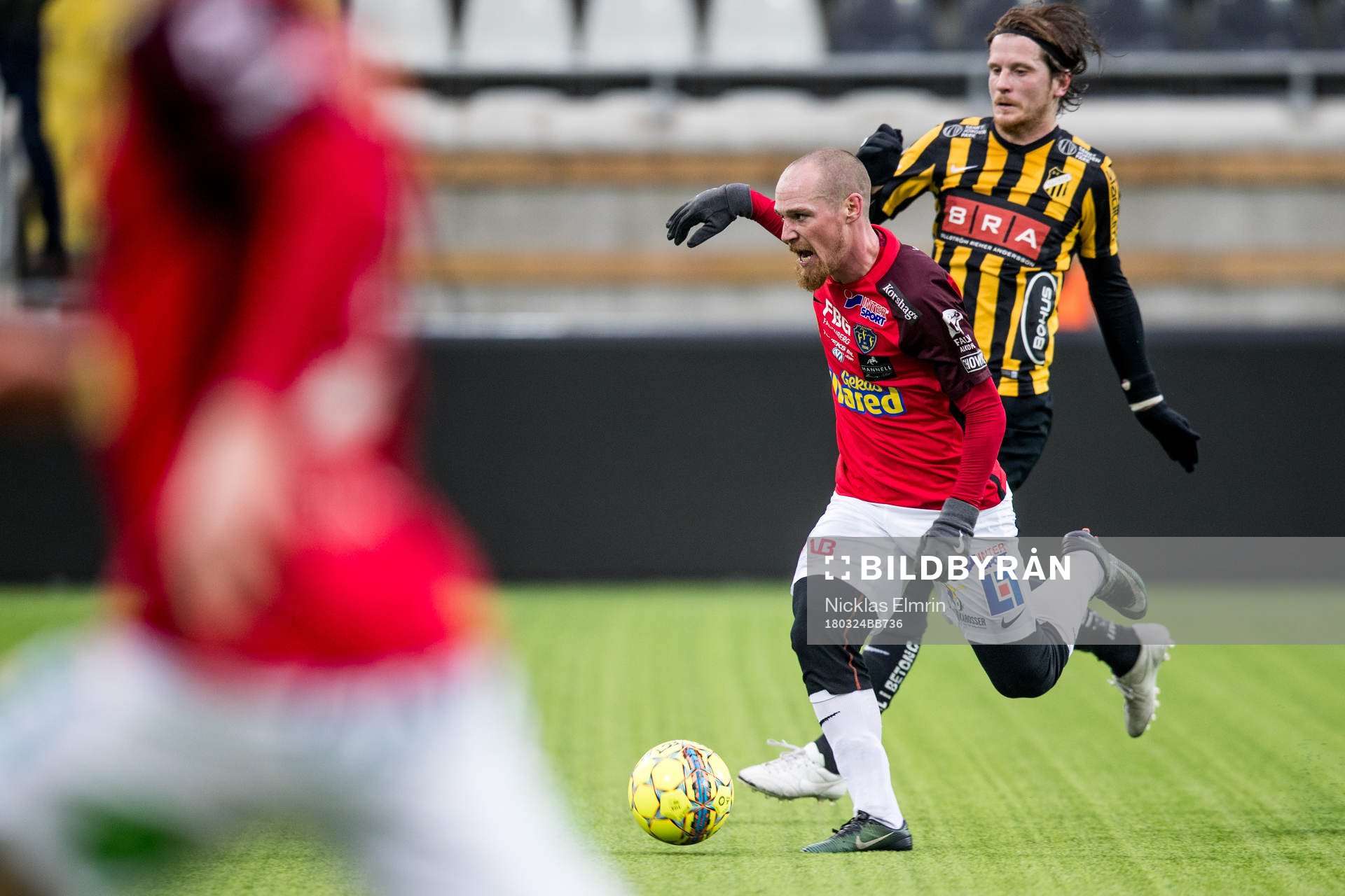 Falkenbergs Christoffer Carlsson mot Häckens Erik Friberg
