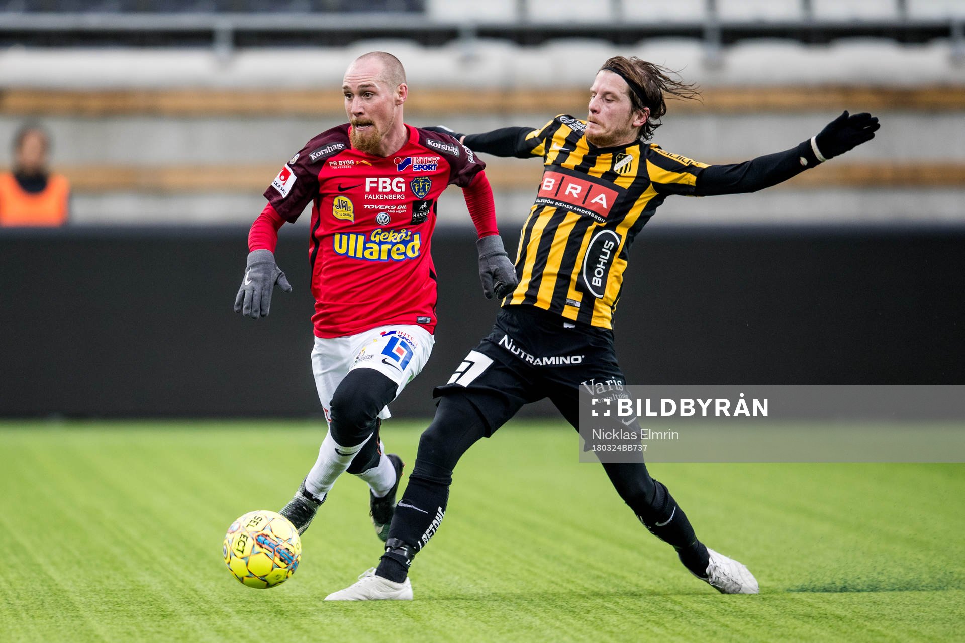 Falkenbergs Christoffer Carlsson mot Häckens Erik Friberg