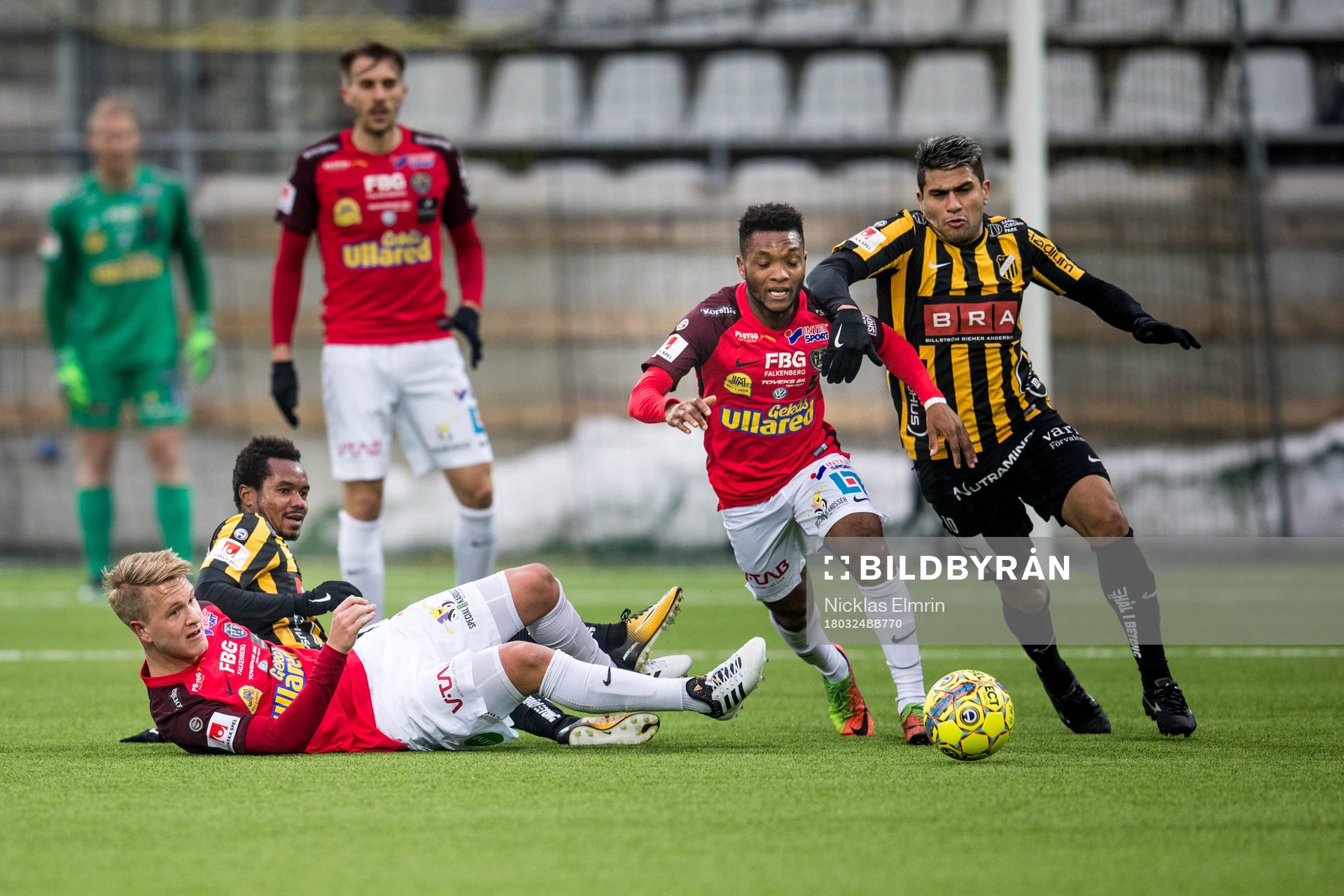 Falkenbergs Enock Kwakwa mot Häckens Paulinho