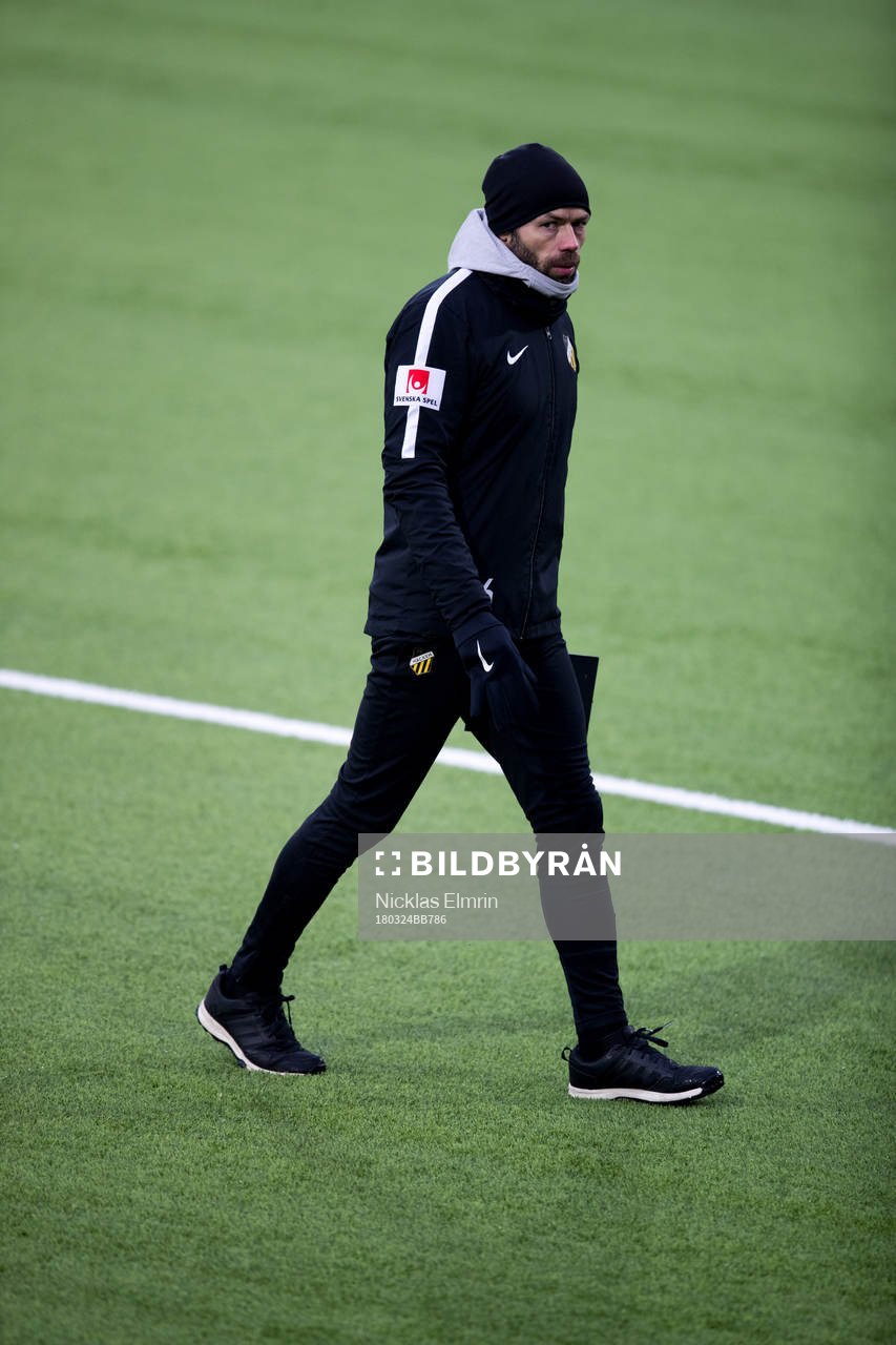 Häckens tränare Andreas Alm