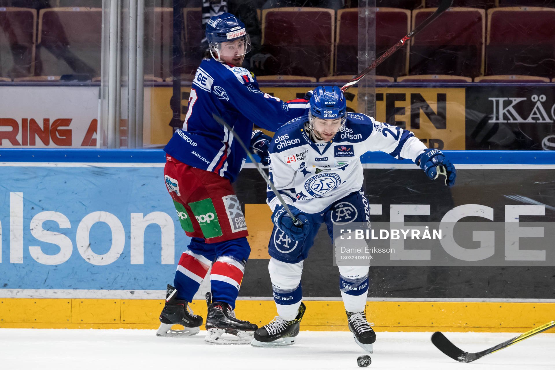 Oskarshamns Marcus Björk och Leksands Alex Friesen  i