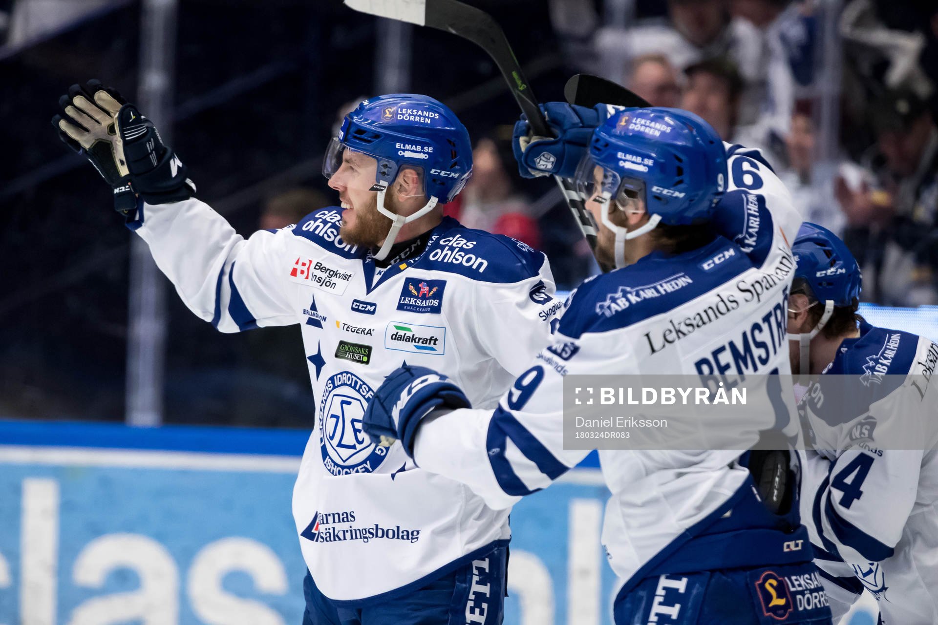 Leksands Matt Carey och Emil Bemström och Oskar Lang jublar