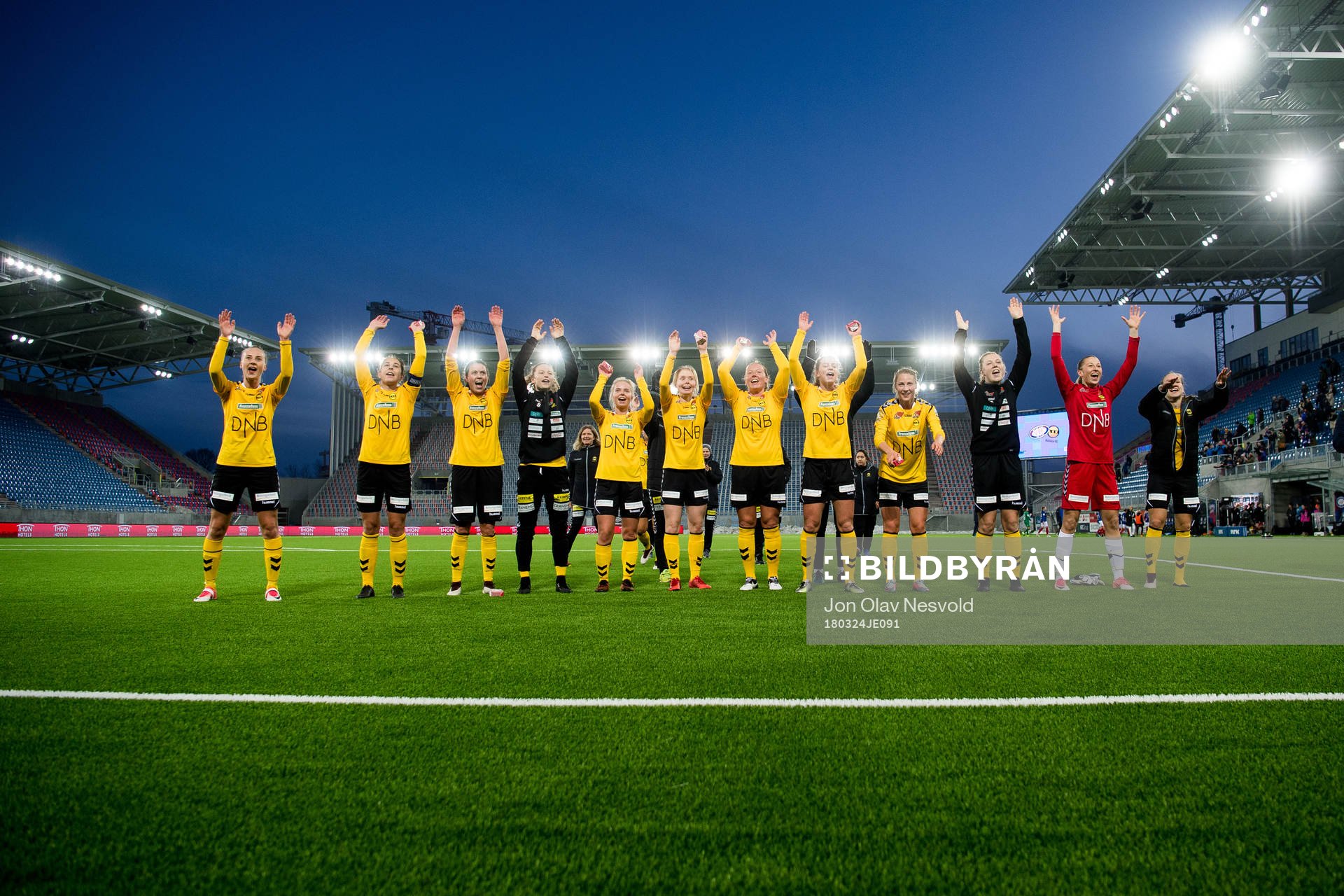 The players of LSK Kvinner celebrate after winning the Toppserien match between Vålerenga and LSK Kvinner on March 24, 2018 in Oslo.