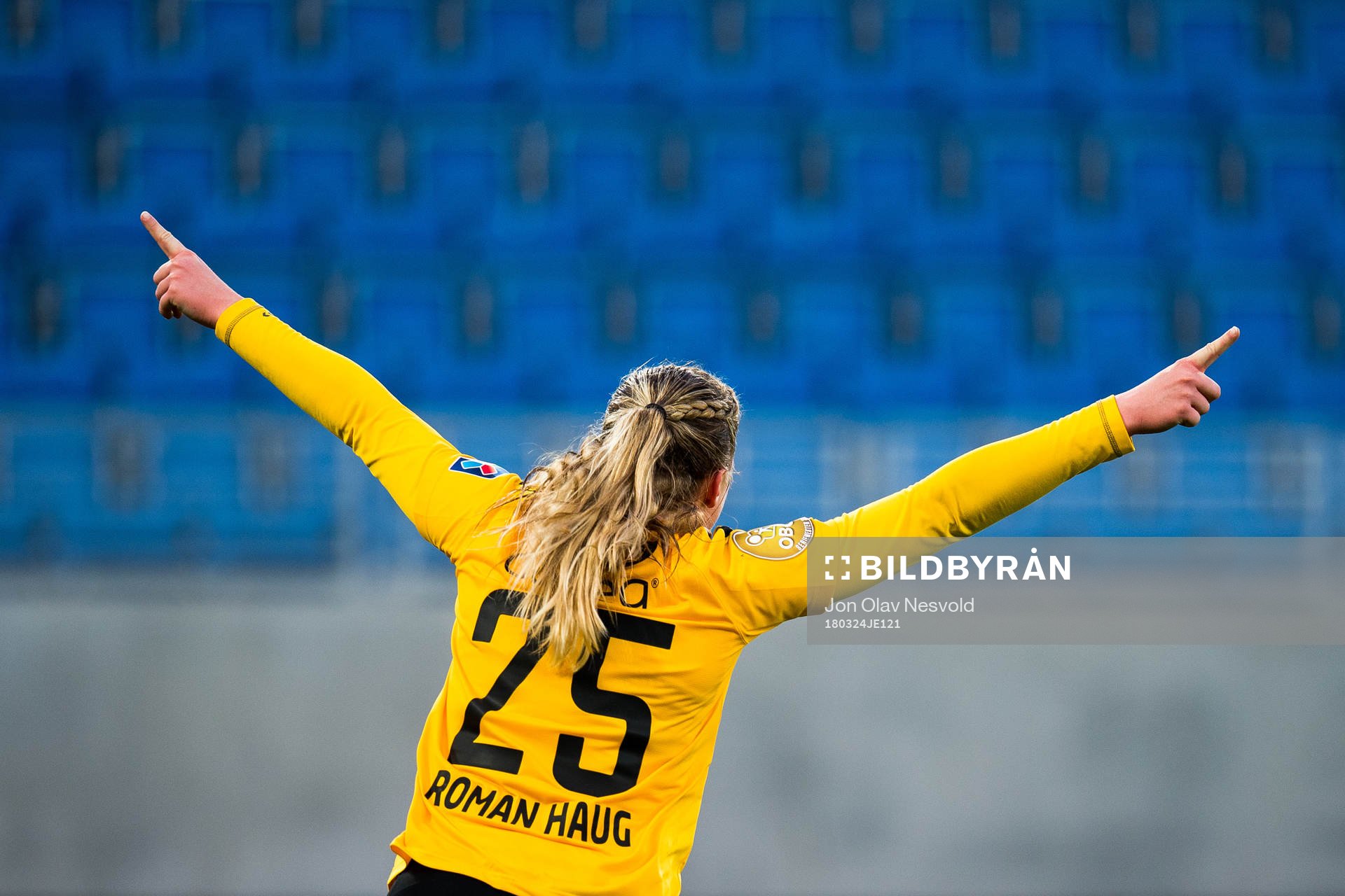 Sophie Roman Haug of LSK Kvinner celebrates 4-0 during the Toppserien match between Vålerenga and LSK Kvinner on March 24, 2018 in Oslo.