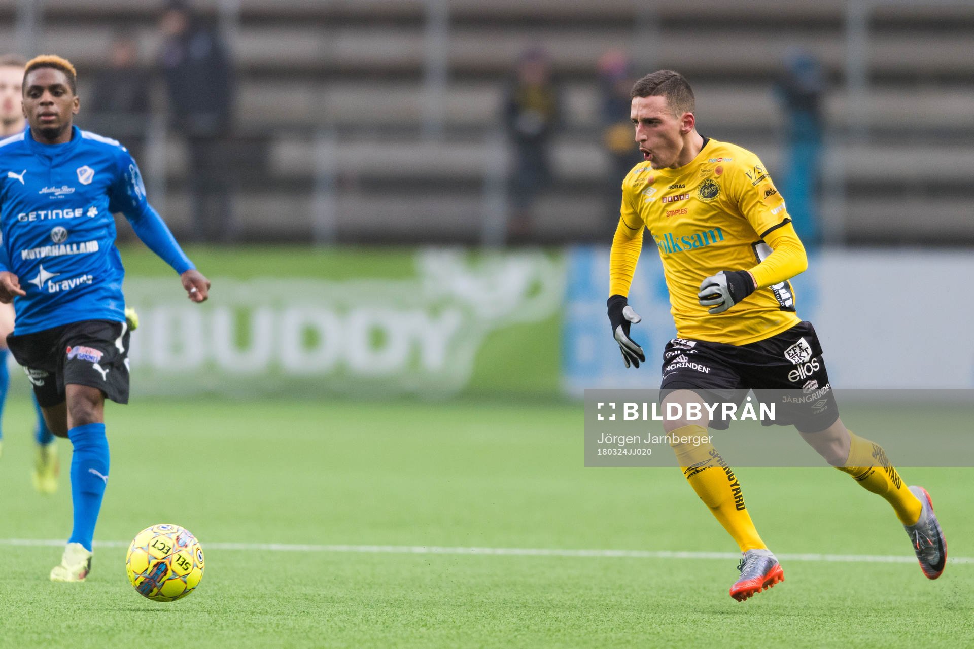 Elfsborgs Arian Kabashi och Halmstads Dida Rashidi