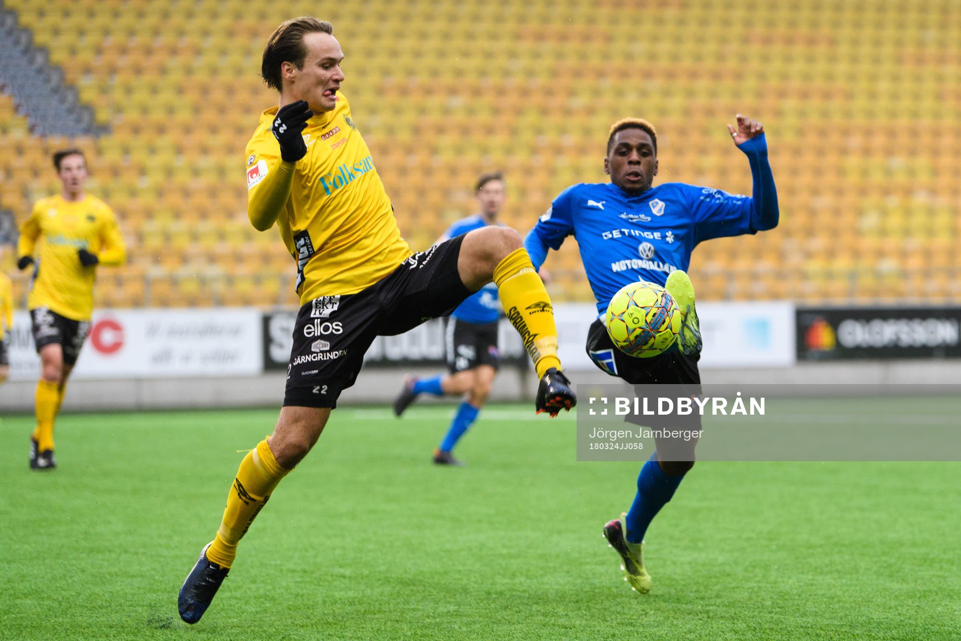 Elfsborgs Viktor Prodell och Halmstads Dida Rashidi