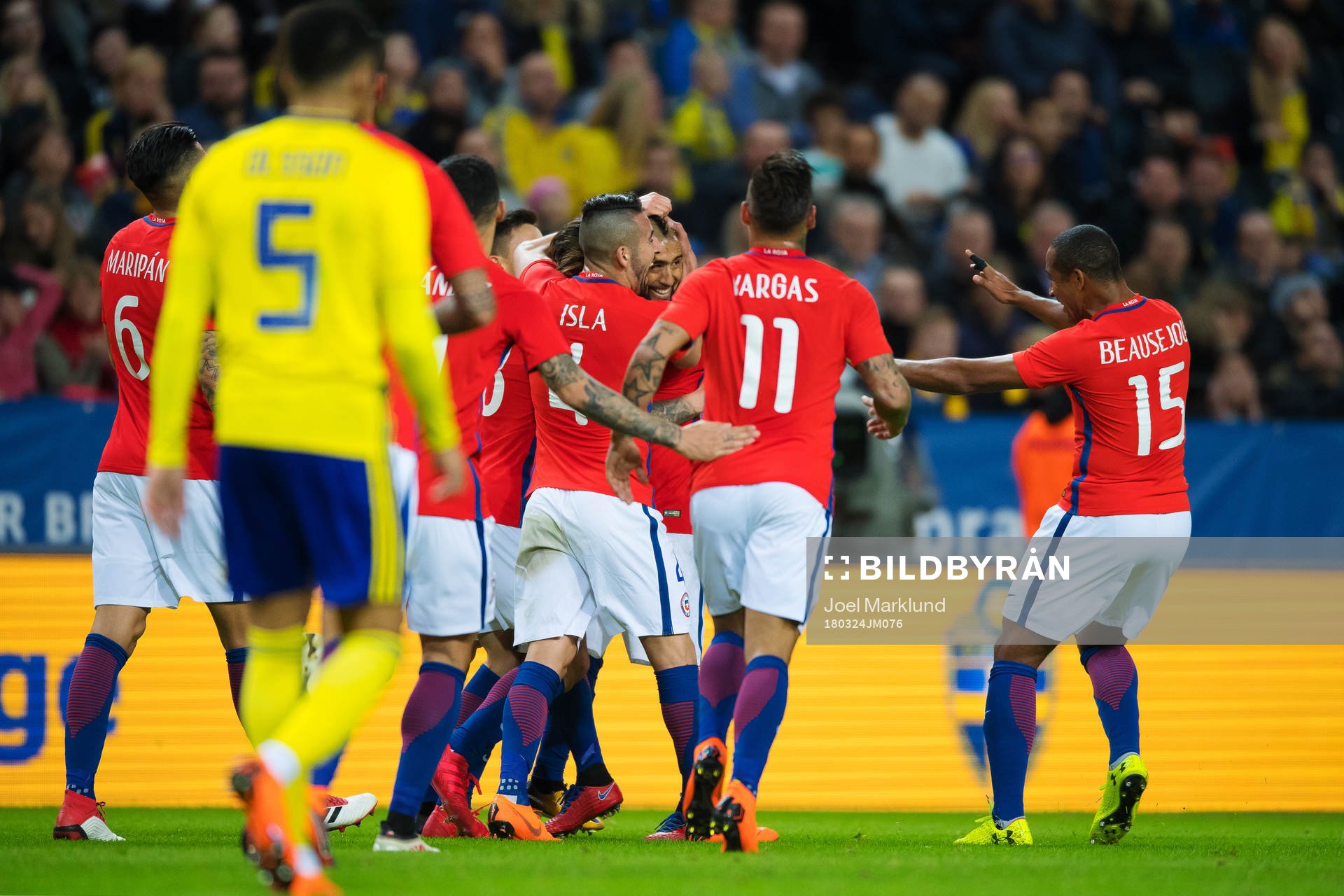 Chiles spelare jublar