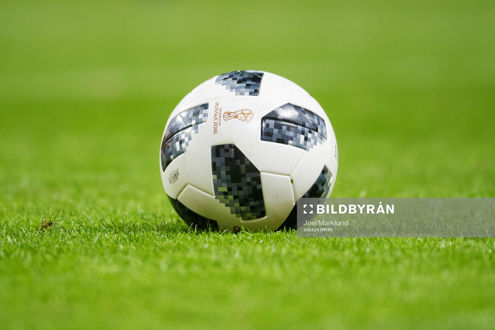 En matchboll med logotypen för FIFA World Cup Russia 2018