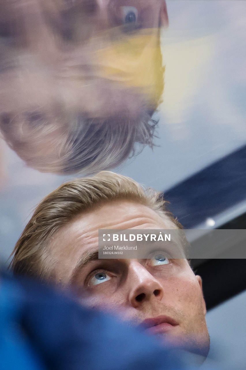 Sveriges Jacob Rinne på bänken