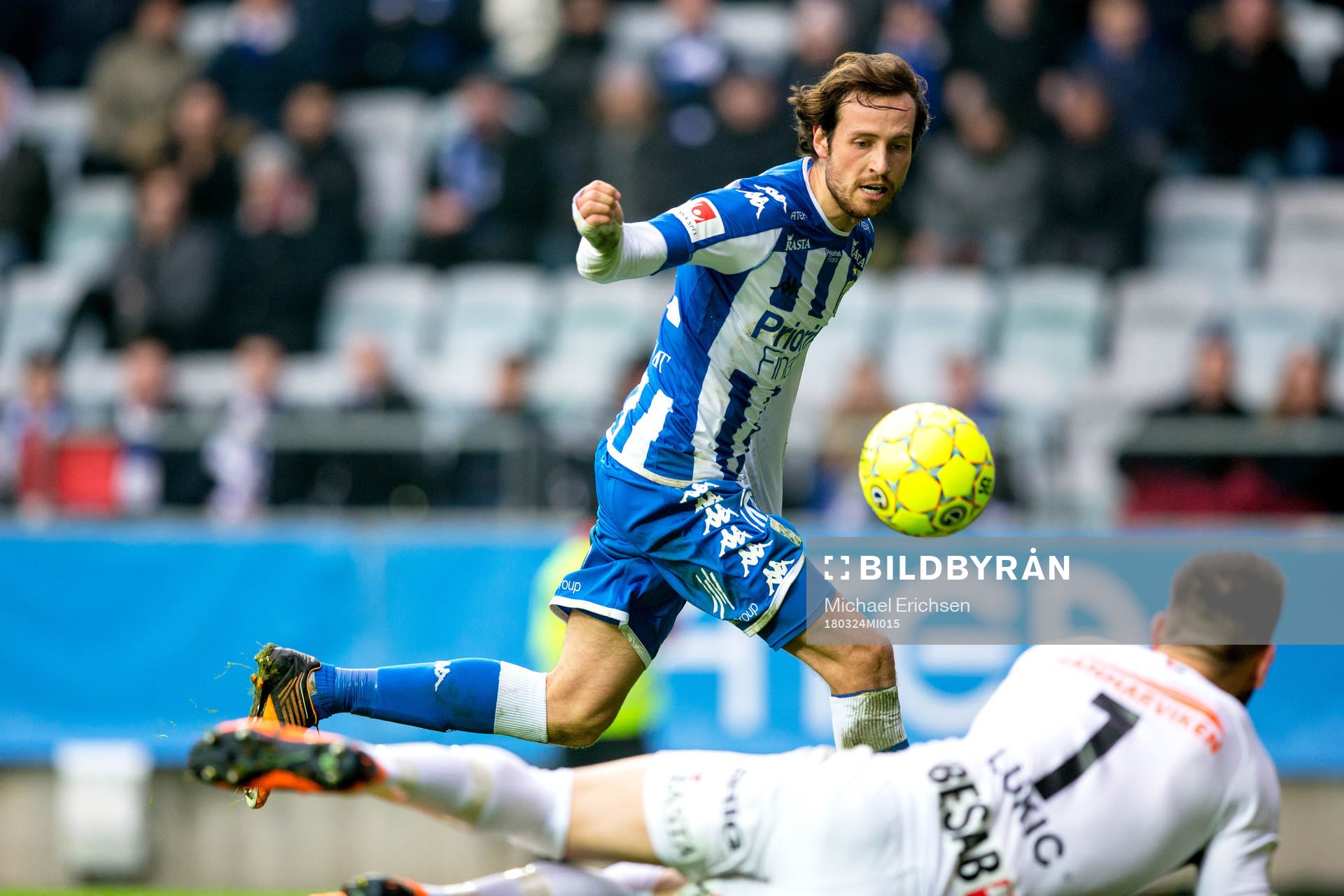 IFK Göteborgs Mikkel Diskerud och Örgrytes målvakt