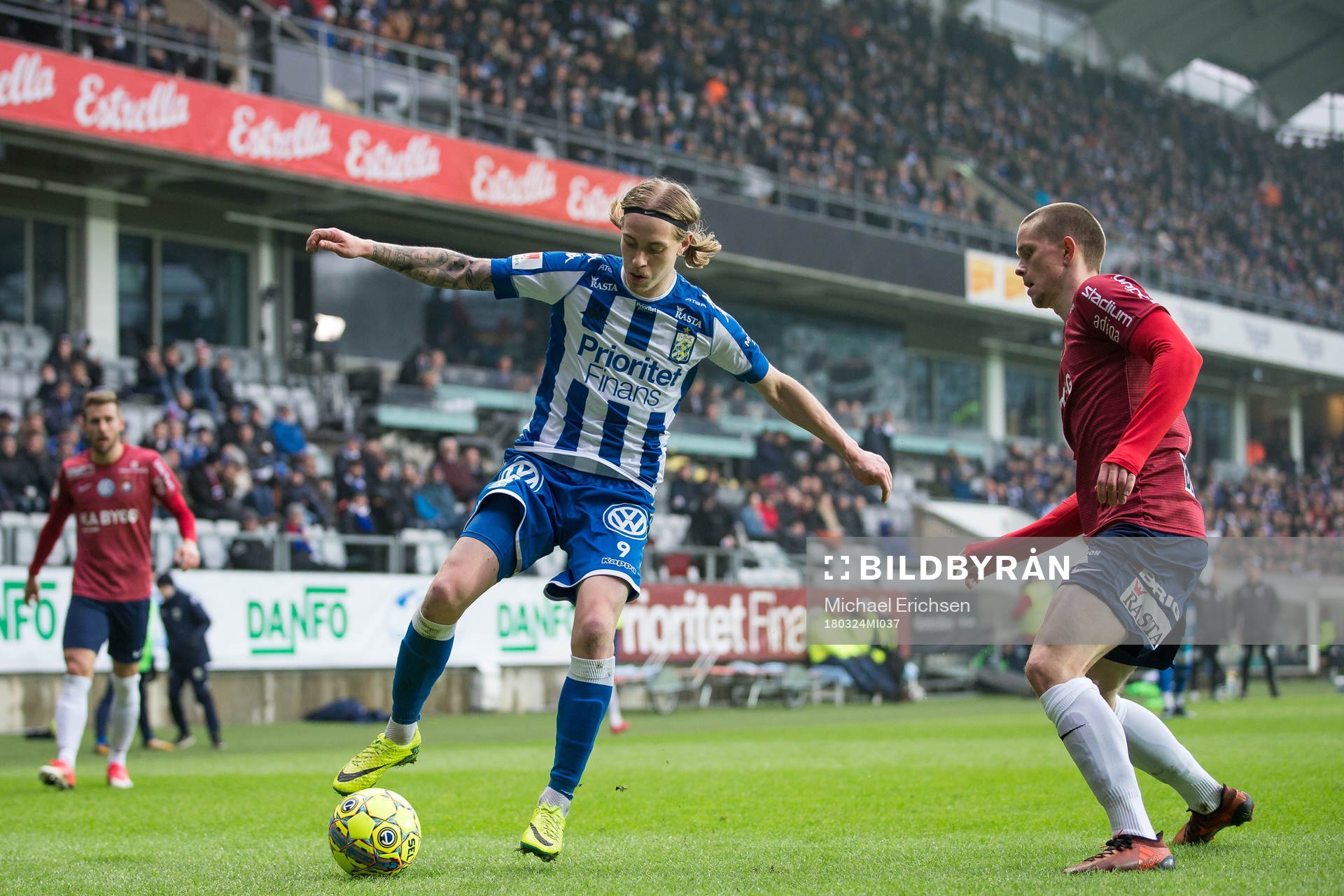 IFK Göteborgs Elias Mar Omarsson  mot Örgrytes Anton Lans