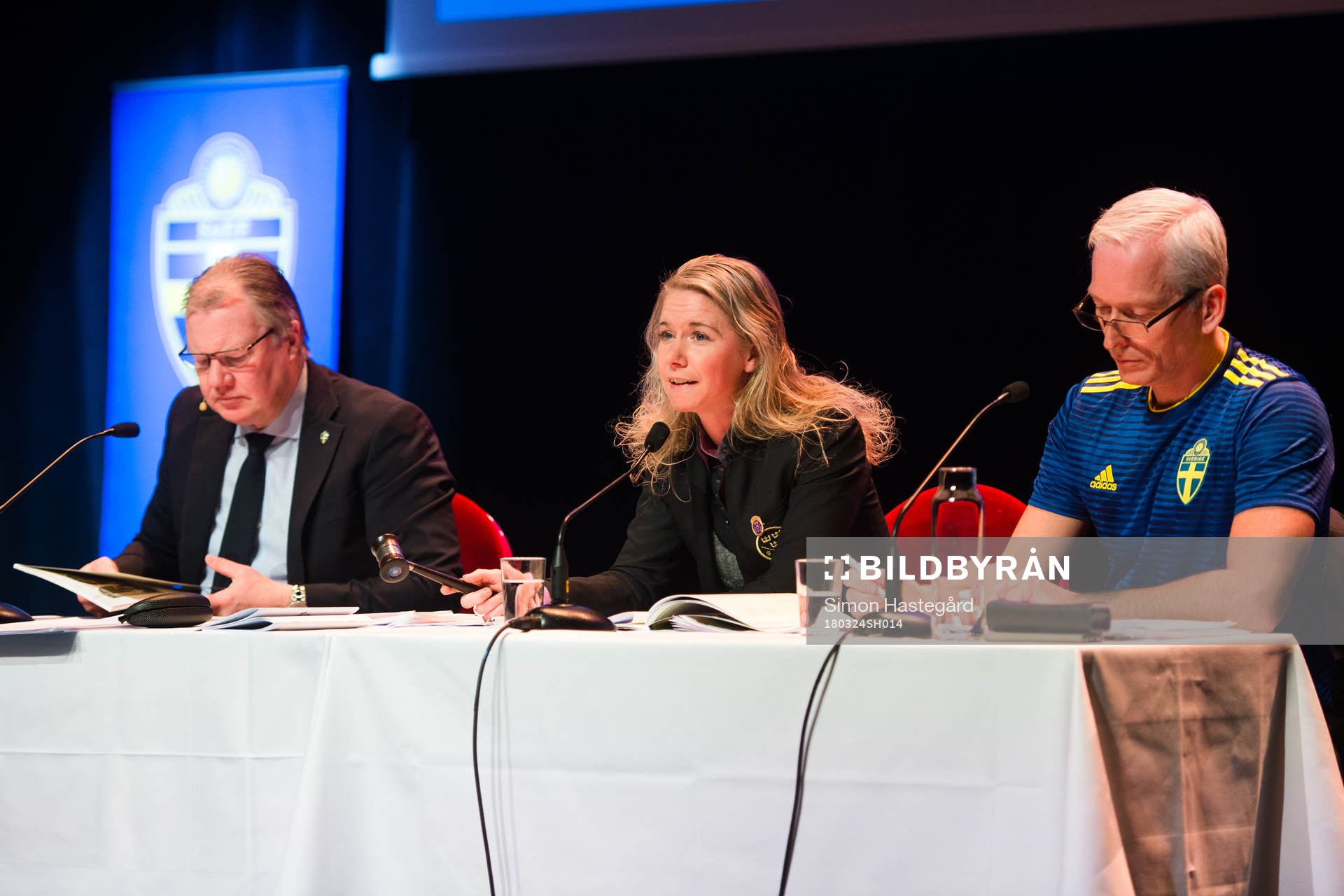 Karl-Erik Nilsson, Ordförande Fotbollförbundet , Maria Möller, mötesordförande och Svenska golfförbudets ordförande, samt Håkan Sjöstrand, Generalsekreterare under Svenska Fotbollförbundets årsmöte den 24 mars 2018 i Stockholm.