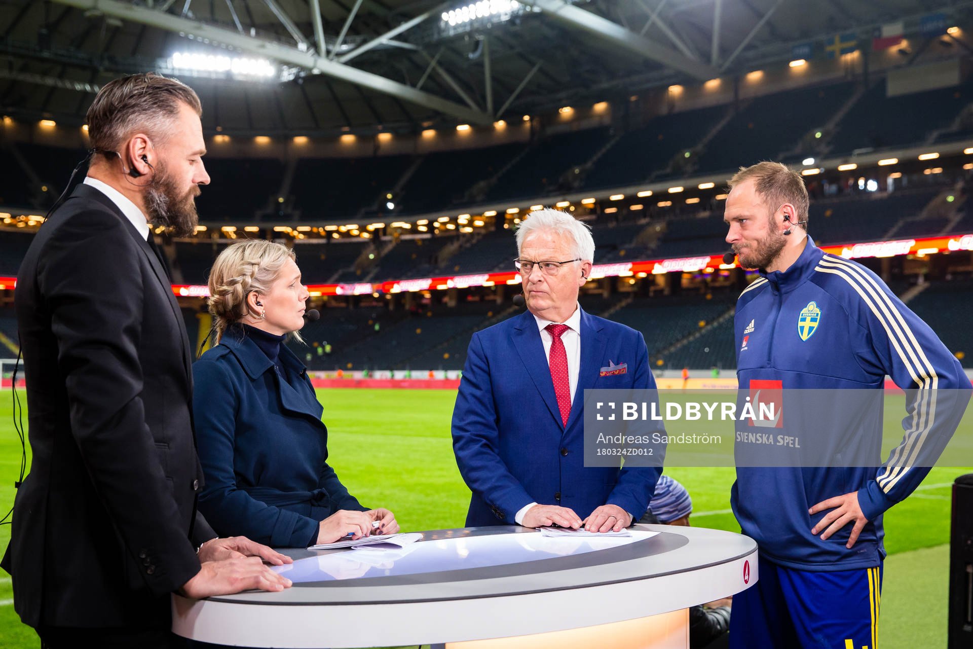 s Olof Lundh, Anna Brolin och Hasse Backe
