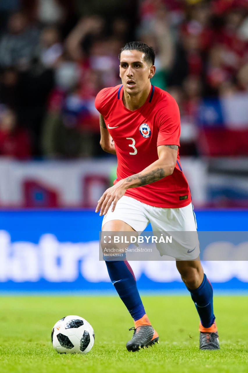 Chiles Enzo Roco under träningslandskampen i fotboll mellan Sverige och Chile den 24 Mars 2018 i Stockholm. 