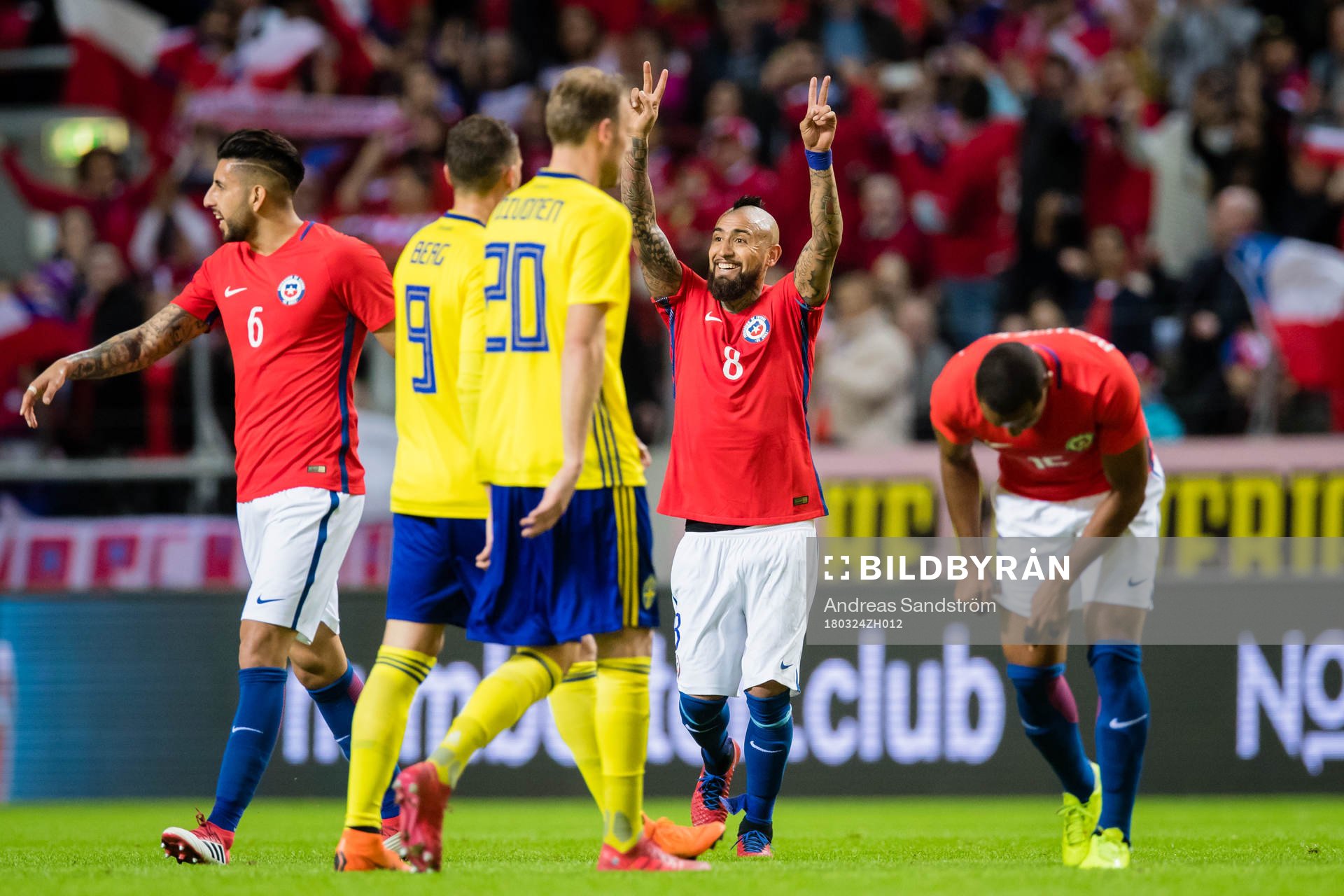 Chiles Arturo Vidal (m) jublar