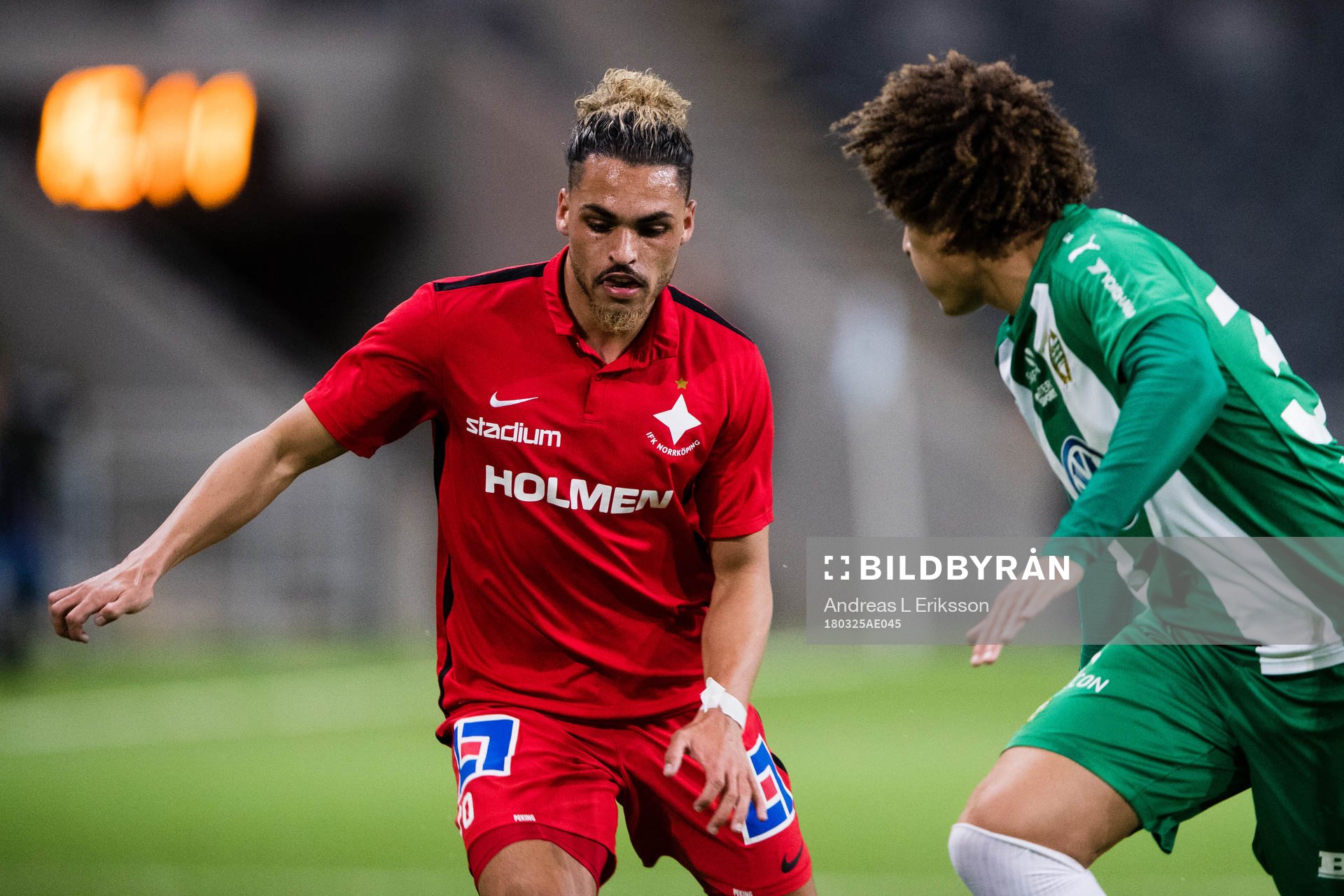 Norrköpings Alexander Jakobsen och Hammarbys Neto Borges
