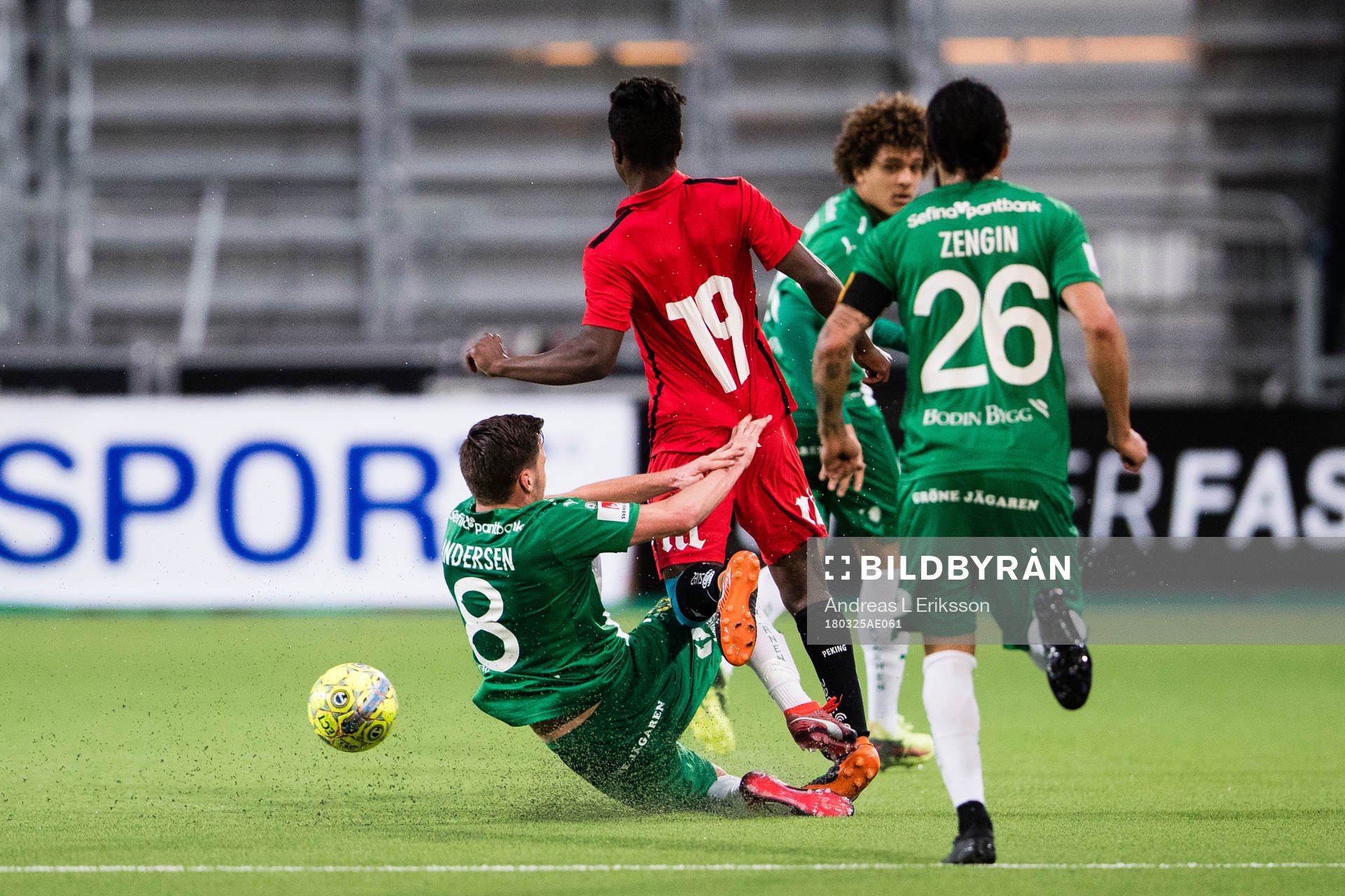 Hammarbys Jeppe Andersen har omkull Norrköpings Manasse