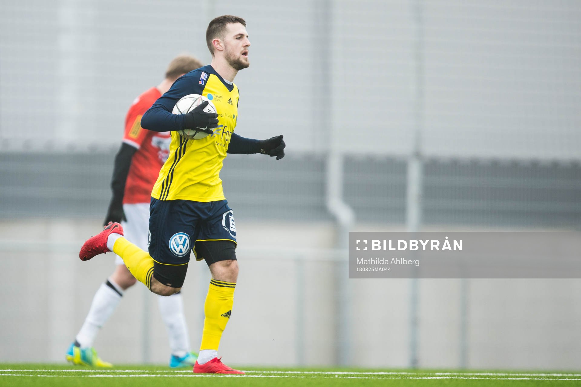 Ängelholms Oliver Stojanovic Fredin under träningsmatchen i fotboll mellan Ängelholm och Landskrona den 25 mars 2018 i Ängelholm.