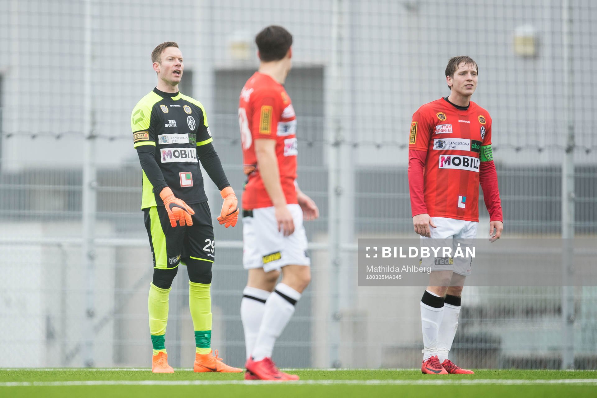 Landskronas målvakt Viktor Noring och Philip Andersson