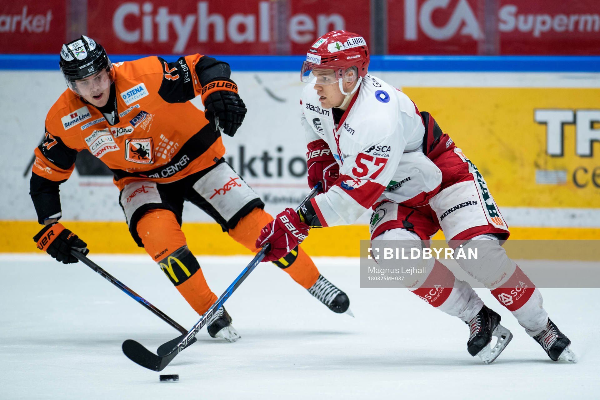 Karlskronas Joel Kellman och Timrås Anton Wedin