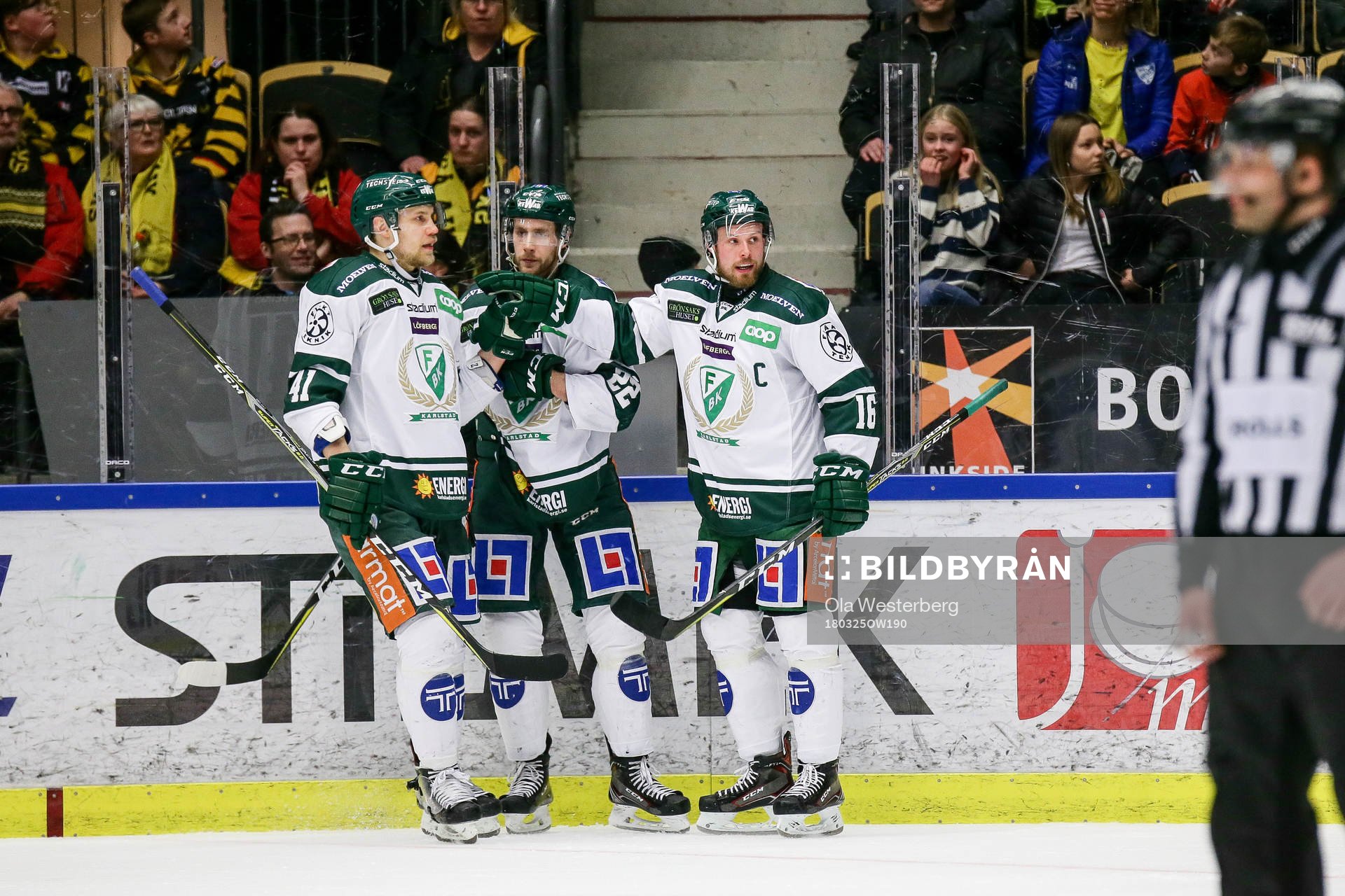 Färjestads Ilari Melart , Per Åslund och Alexander