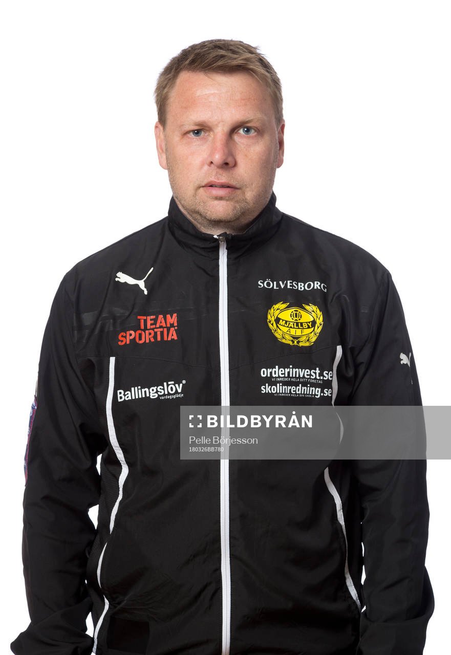 Mjällbys huvudtränare Jonas Andersson poserar för ett porträtt den 26 mars 2018 i Mjällby.