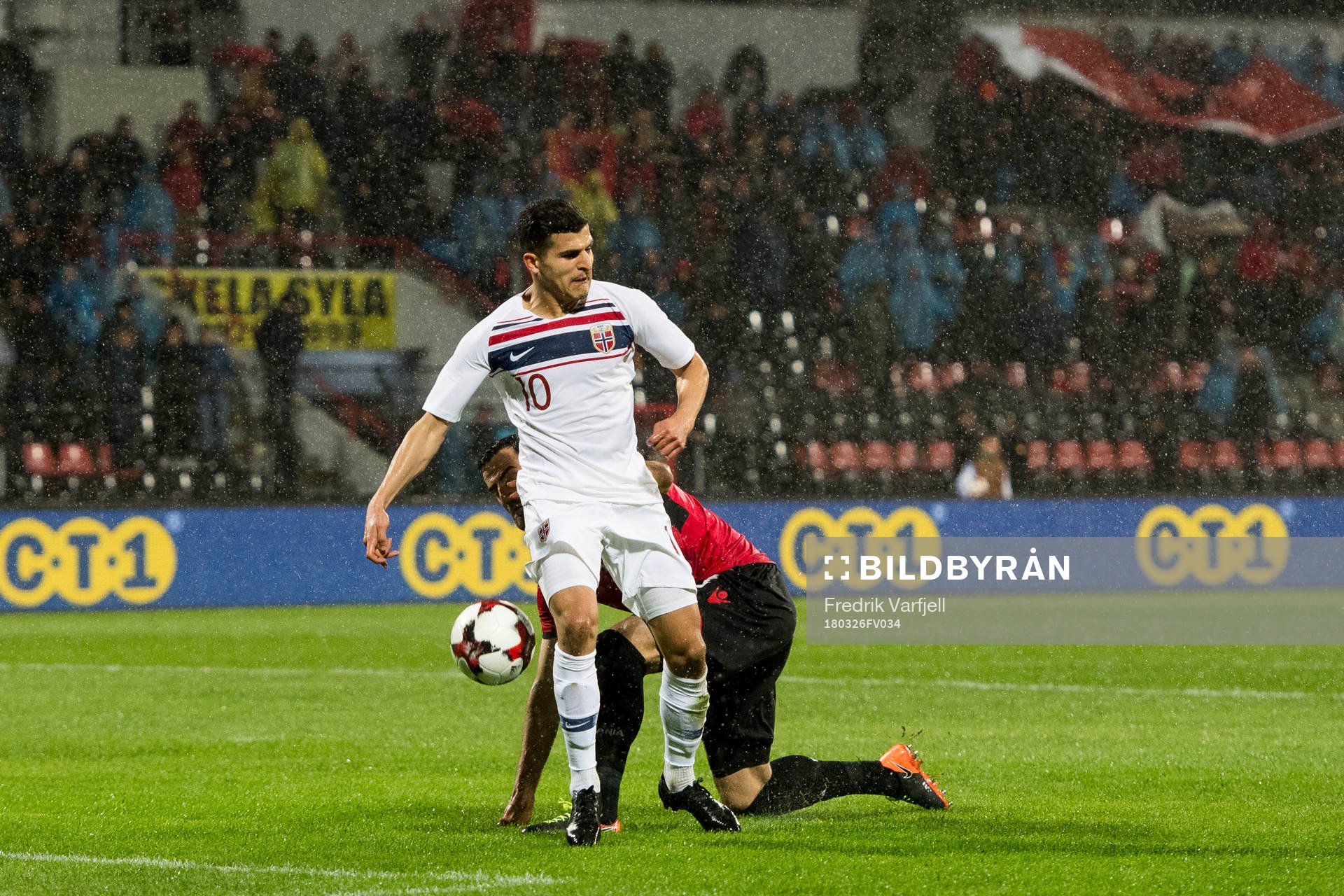 Tarik Elyounoussi of Norway
