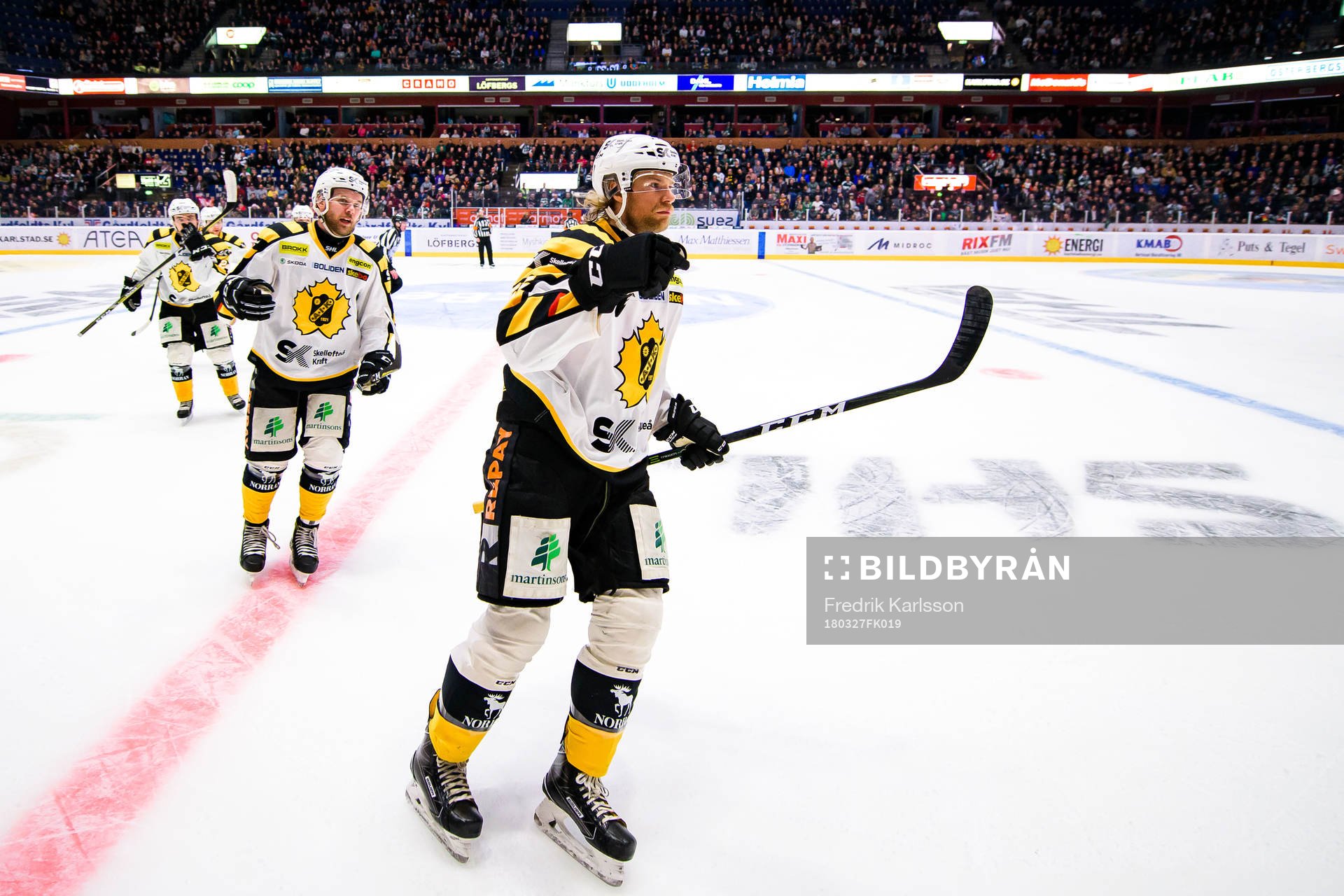 Skellefteås Michael Kostka jublar