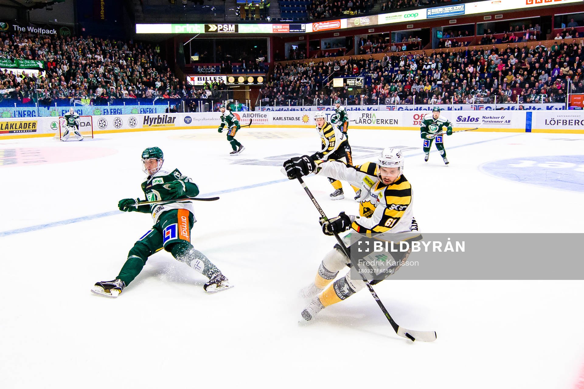 Färjestads Johan Ivarsson och Skellefteås Fredrik Lindgren