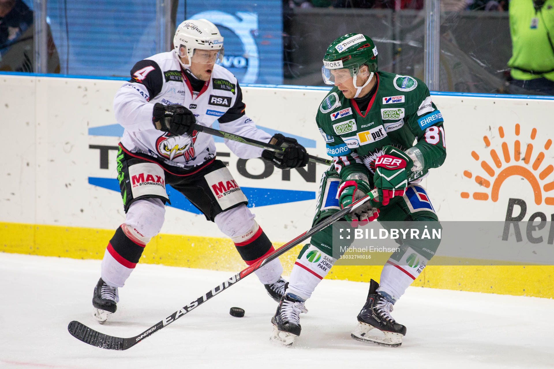 Malmö Redhawks Tuukka Mäntylä och Frölundas Ryan Lasch