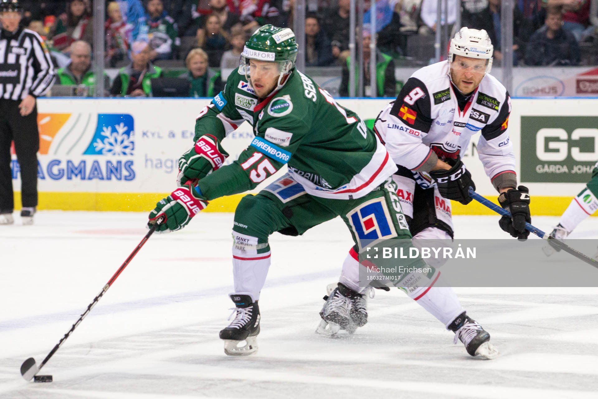 Frölundas Matt Donovan och Malmö Redhawks Frederik Storm