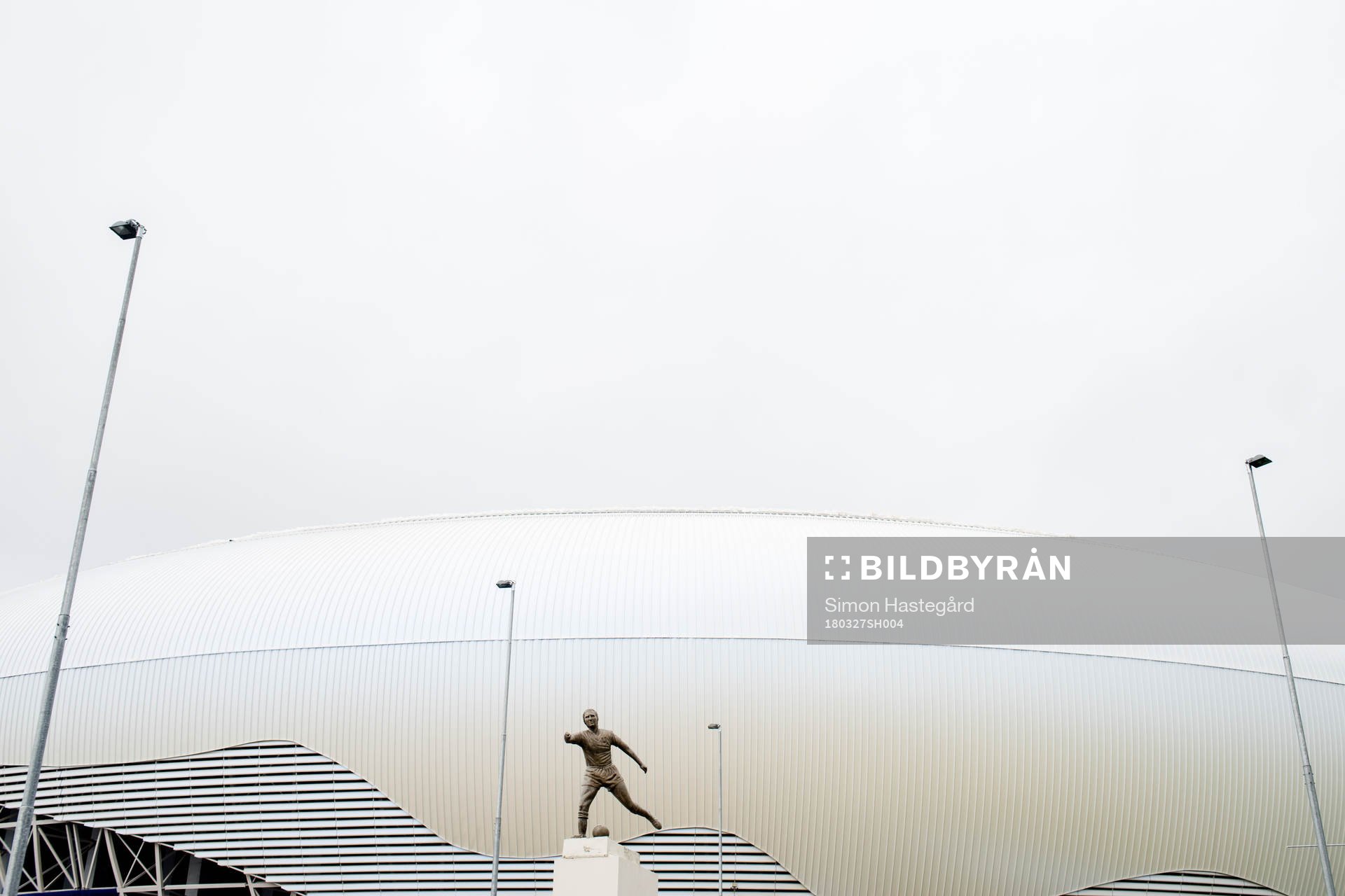Staty utanför Ion Oblemenco Stadium