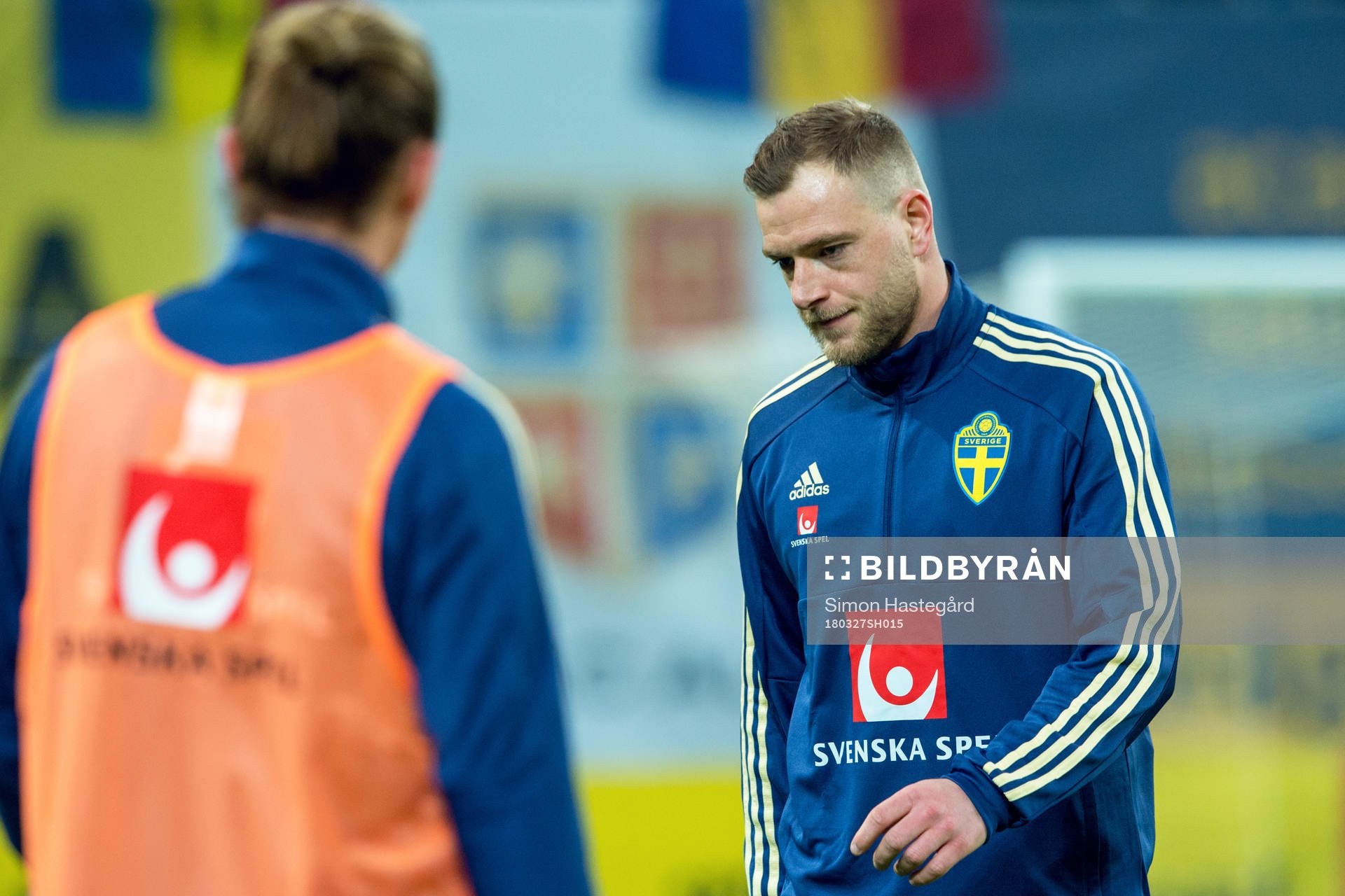 Sveriges John Guidetti värmer upp