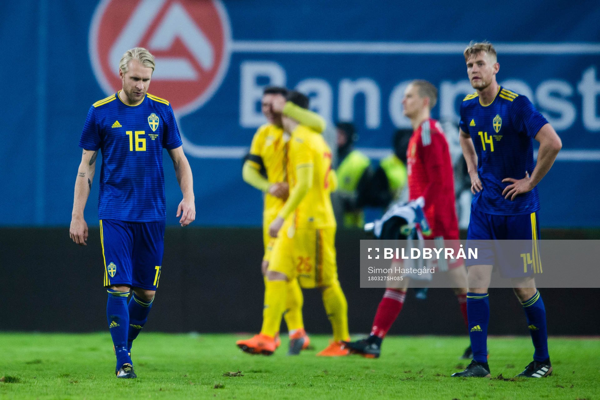 Sveriges Johan Larsson och Filip Helander deppar