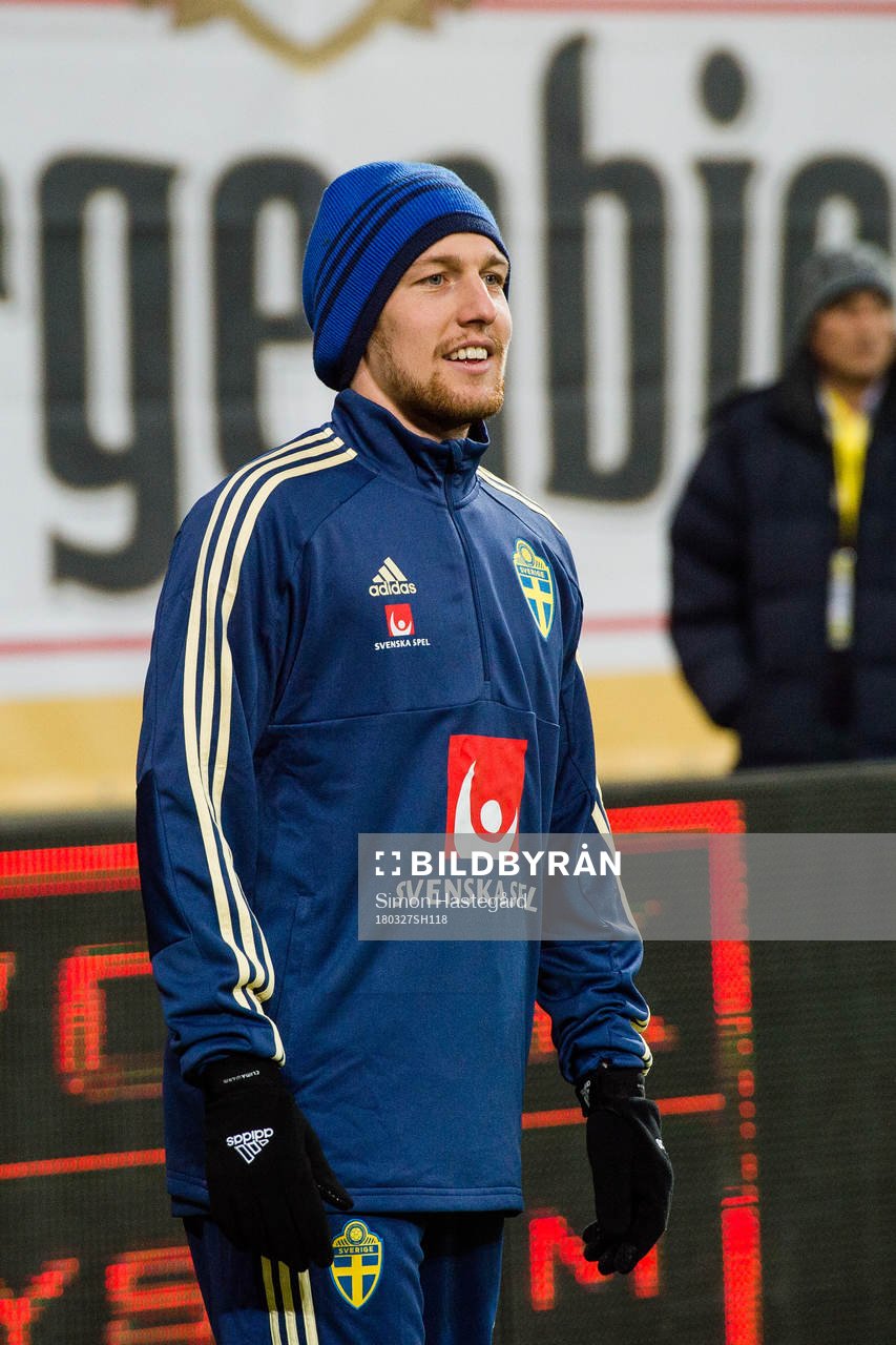 Sveriges Emil Forsberg före en träningslandskamp i