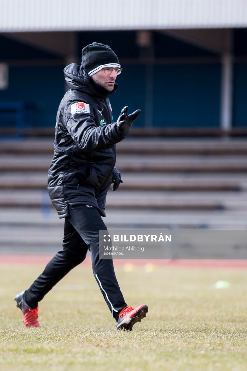 Helsingborgs tränare Per-Ola Ljung
