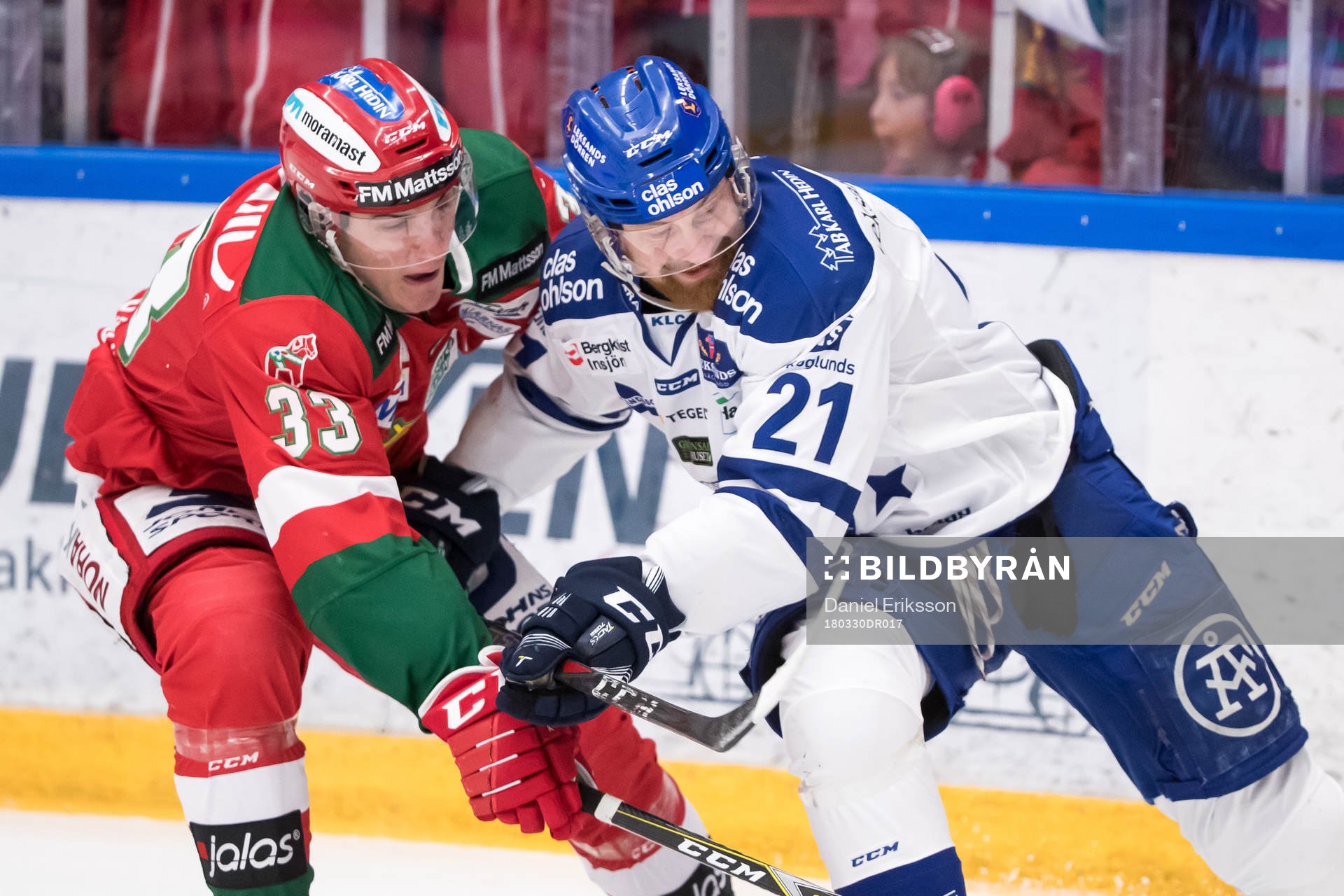 Moras Joakim Lilliehöök och Leksands Mattias Ritola  i