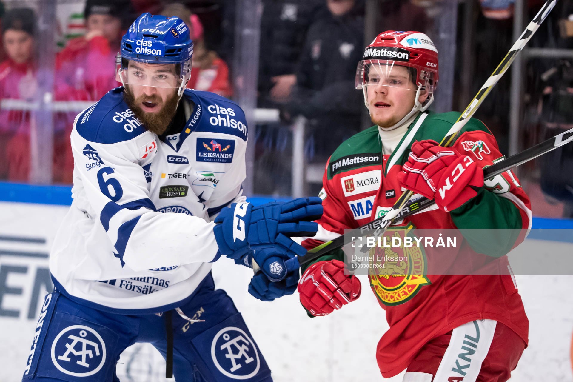 Leksands Austin Madaisky och Moras David Kase  i