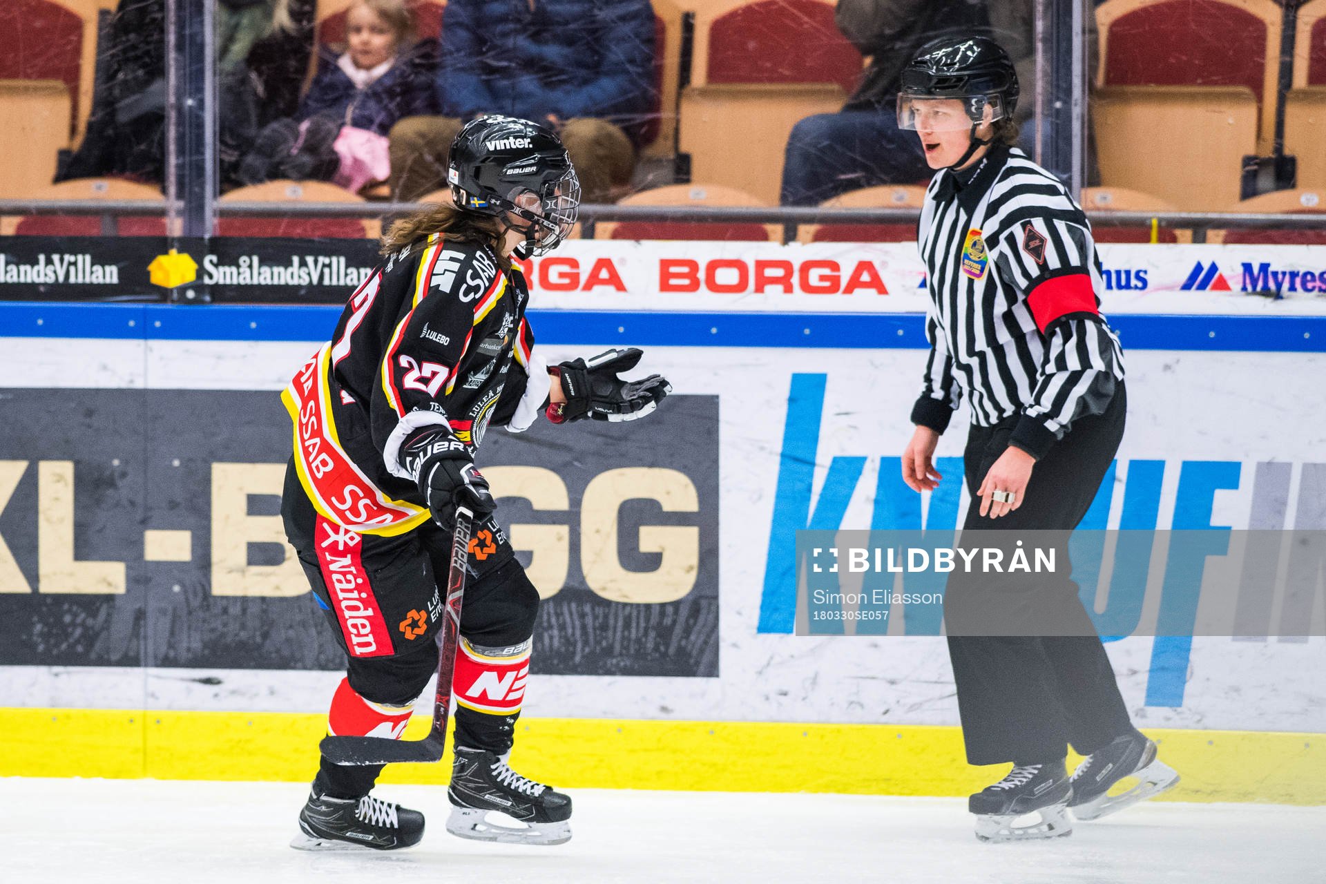 Luleås Rebecca Stenberg och domare Katarina Timglas