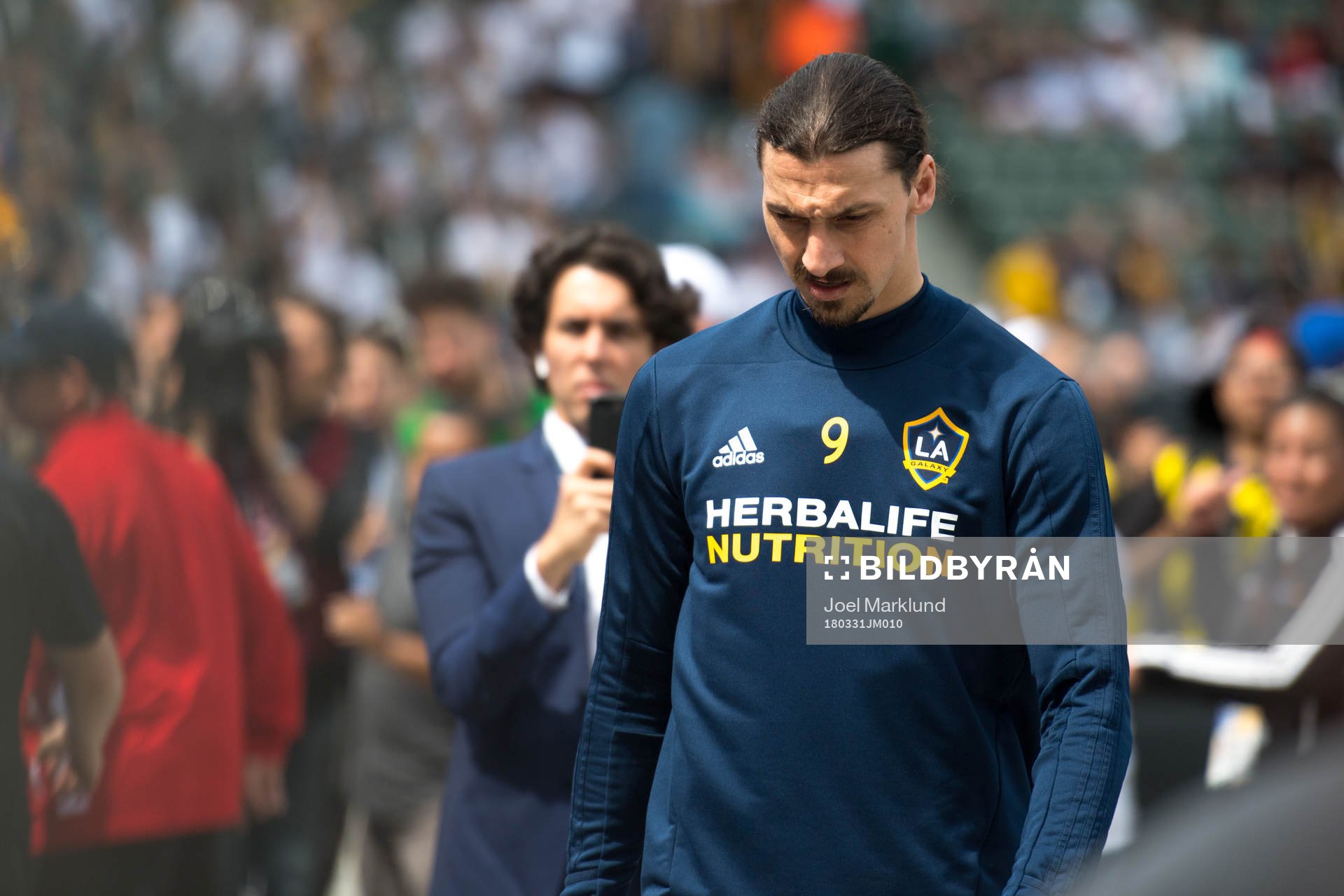 LA Galaxys Zlatan Ibrahimovic före fotbollsmatchen i MLS