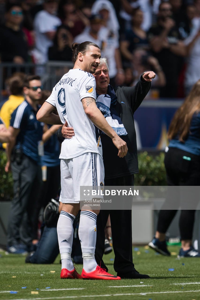 LA Galaxys Zlatan Ibrahimovic och Sigi Schmid, Tränare