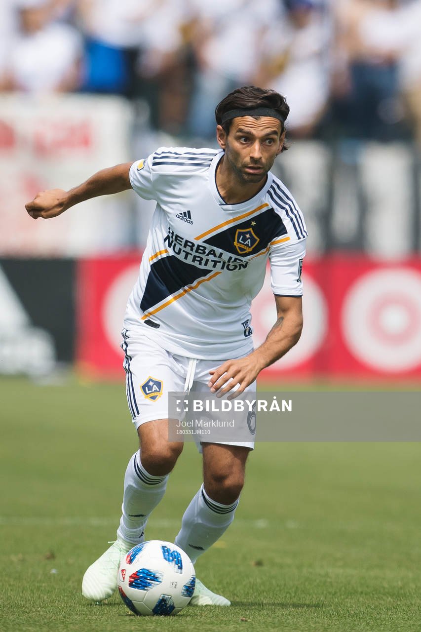 LA Galaxys Baggio Husidic under fotbollsmatchen i MLS mellan LA Galaxy och Los Angeles FC den 31 mars 2018 i Los Angeles.