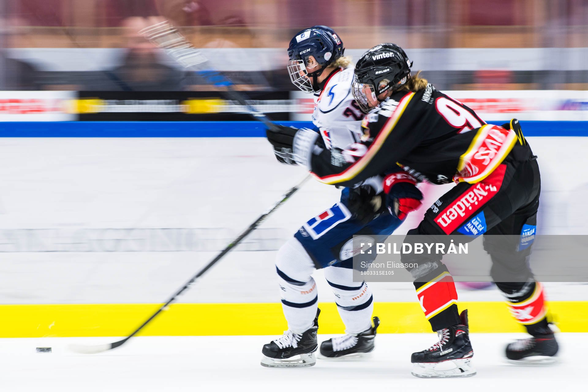 Linköpings Courtney Birchard och Luleås Melinda Olsson