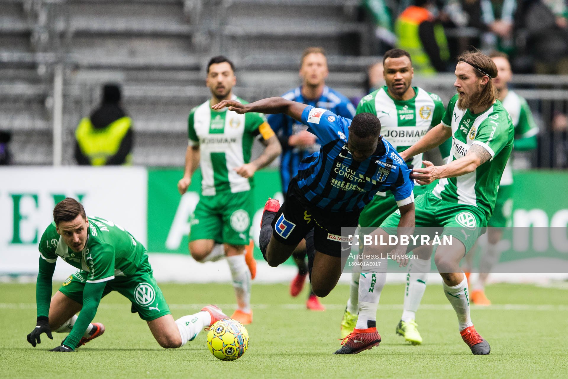 Sirius Moses Ogbu går omkull